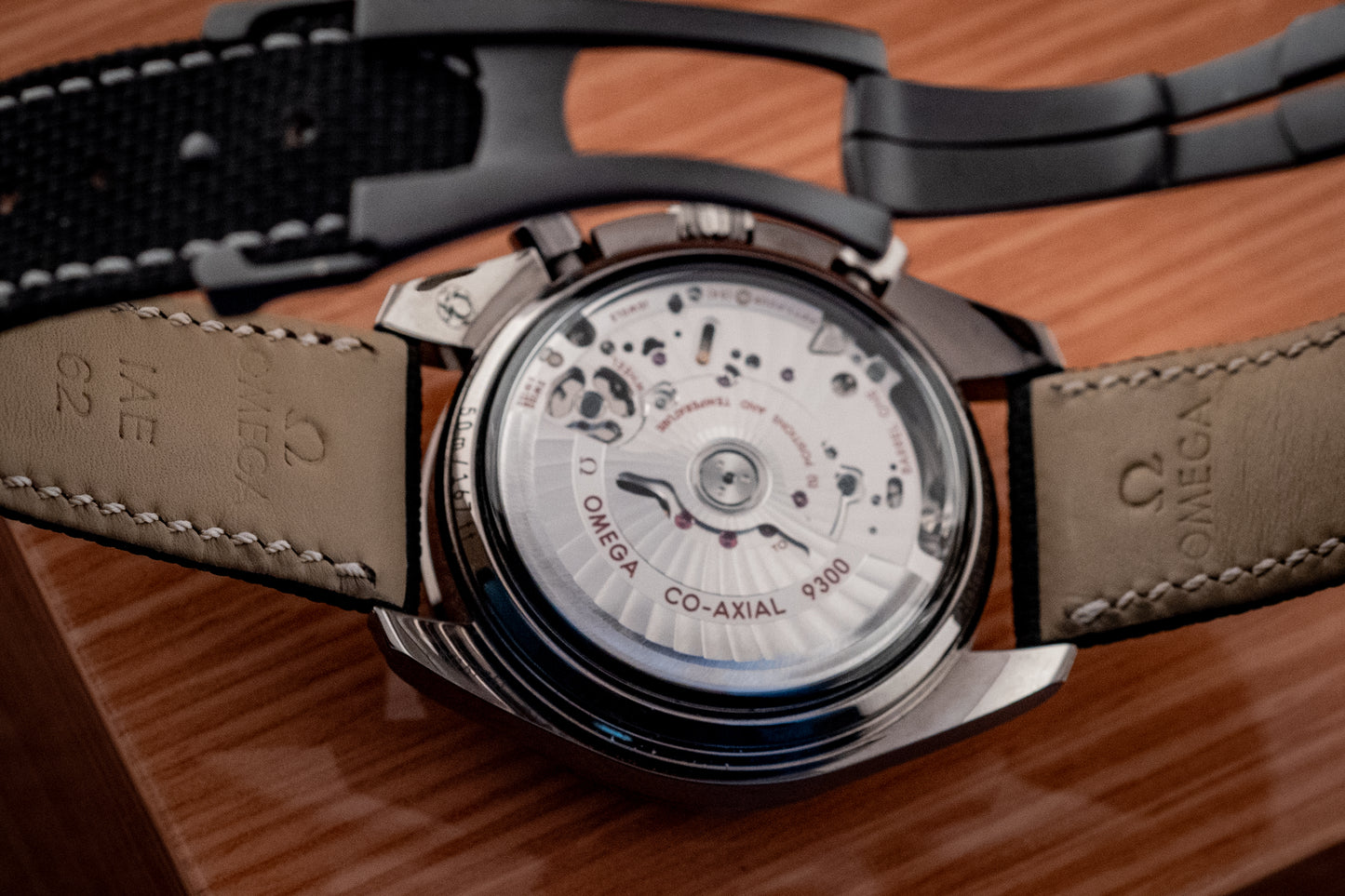 Omega Grey Side Of The Moon 2021 Box And Papers Ref 311.93.44.51.99.001
