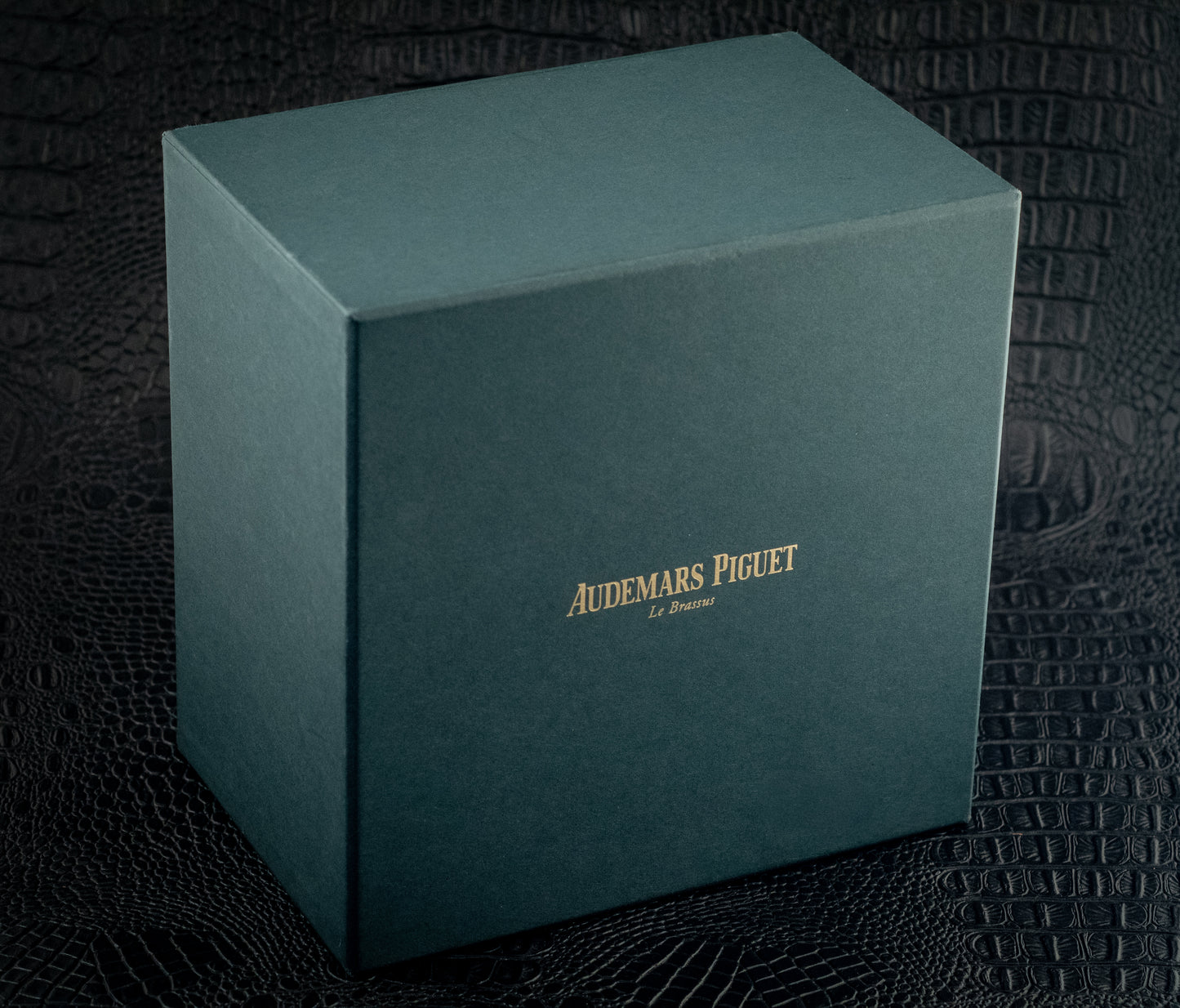 Audemars Piguet Royal Oak Offshore Chronograph 2022 43MM Box And Papers Ref 26420SO