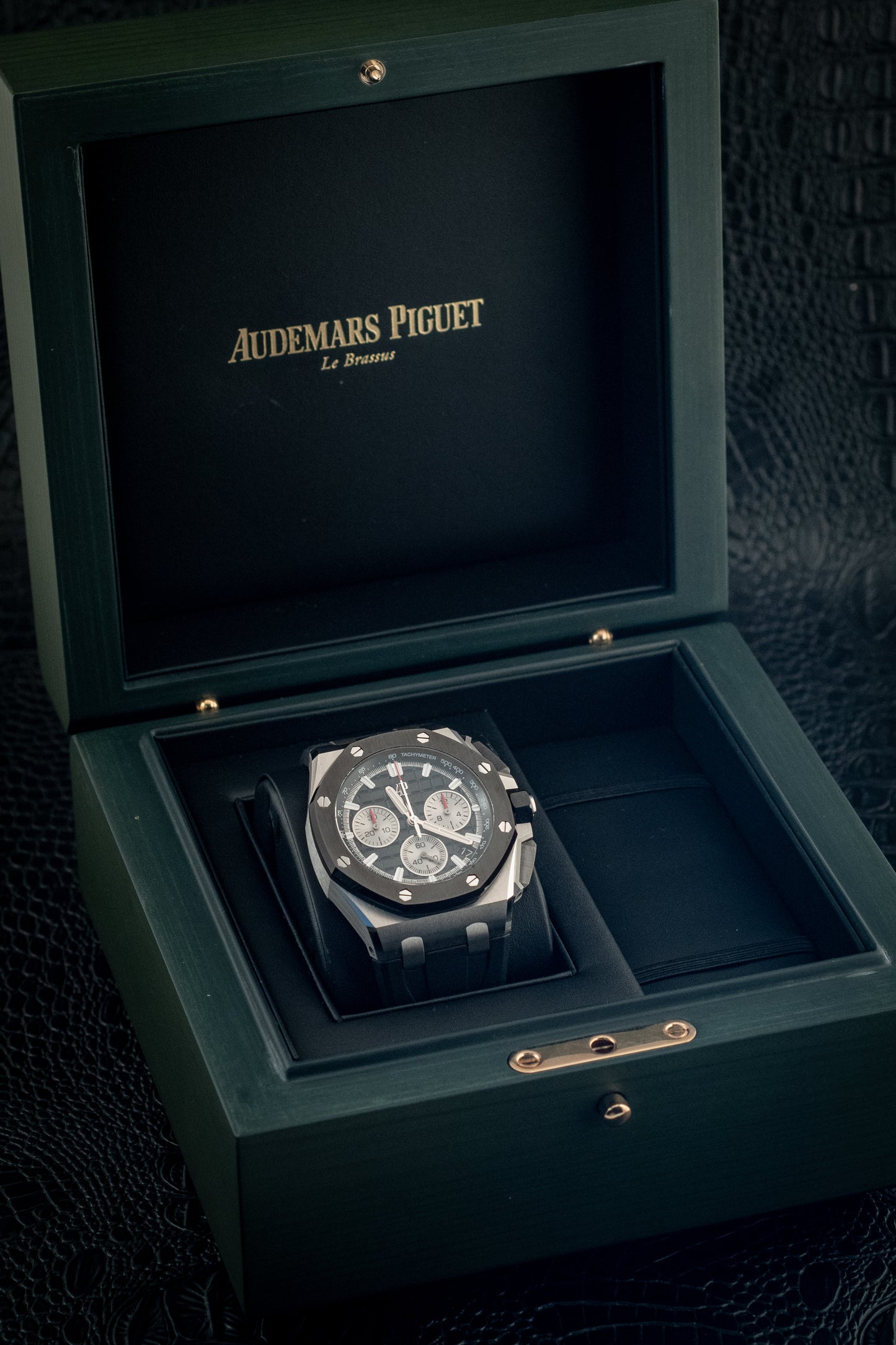 Audemars Piguet Royal Oak Offshore Chronograph 2022 43MM Box And Papers Ref 26420SO