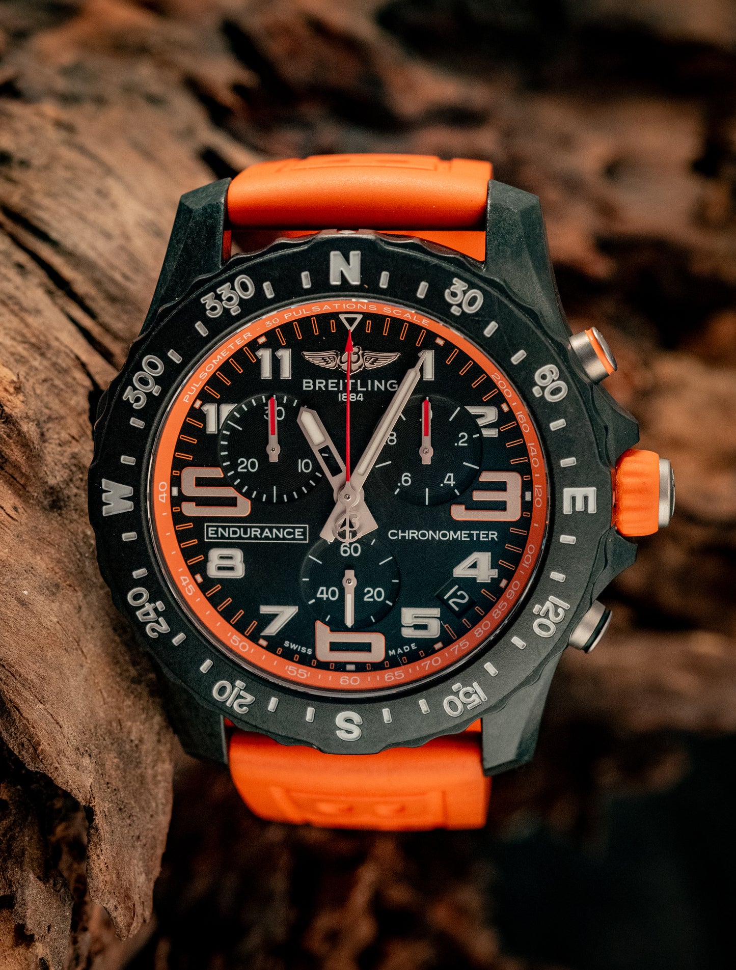 Breitling Endurance Pro 44MM Orange 3 Extra Straps Box And Papers Ref X82310A51B1S1