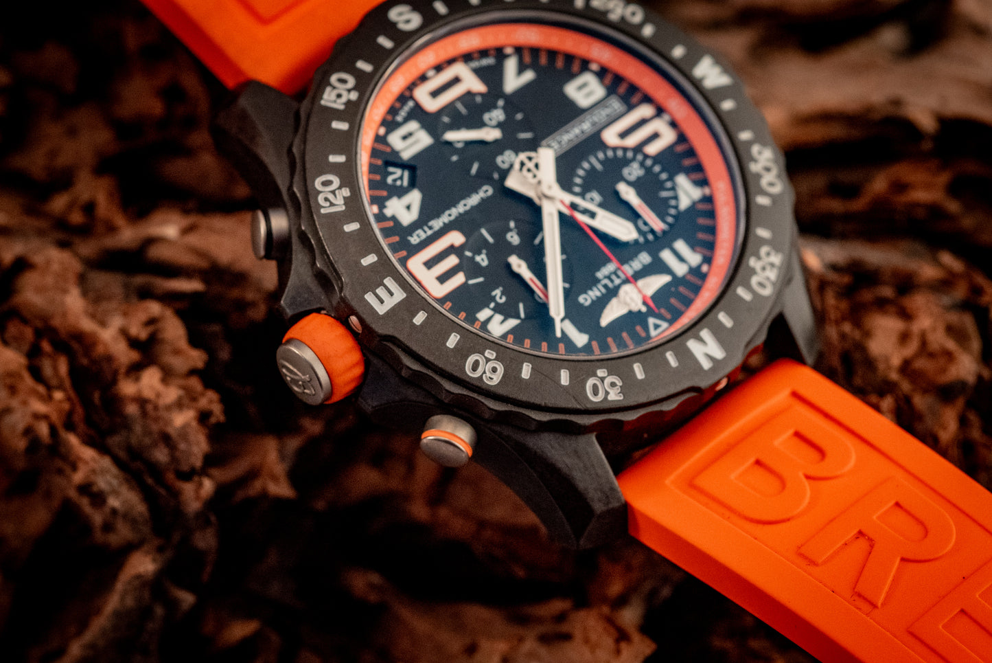 Breitling Endurance Pro 44MM Orange 3 Extra Straps Box And Papers Ref X82310A51B1S1