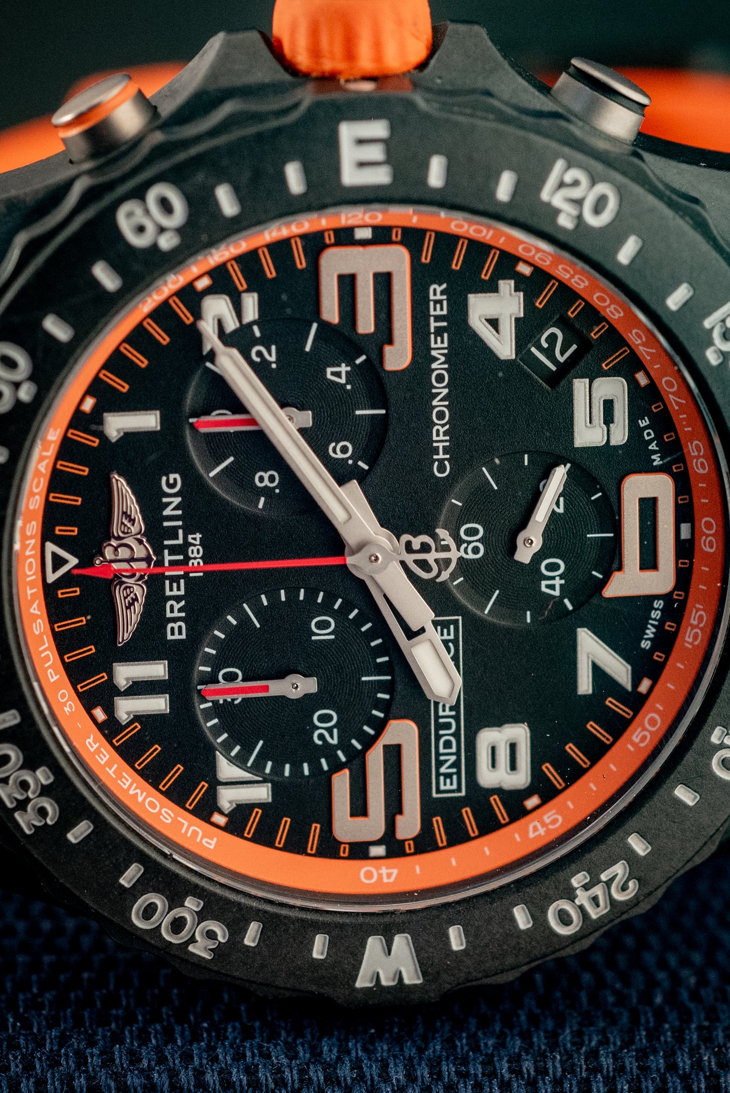 Breitling Endurance Pro 44MM Orange 3 Extra Straps Box And Papers Ref X82310A51B1S1