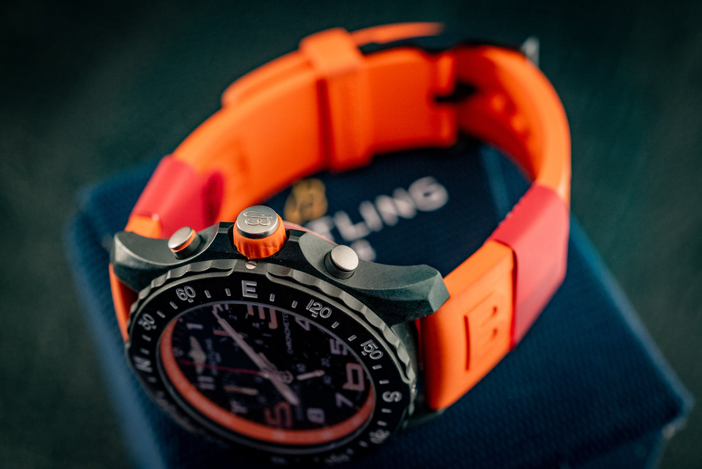 Breitling Endurance Pro 44MM Orange 3 Extra Straps Box And Papers Ref X82310A51B1S1