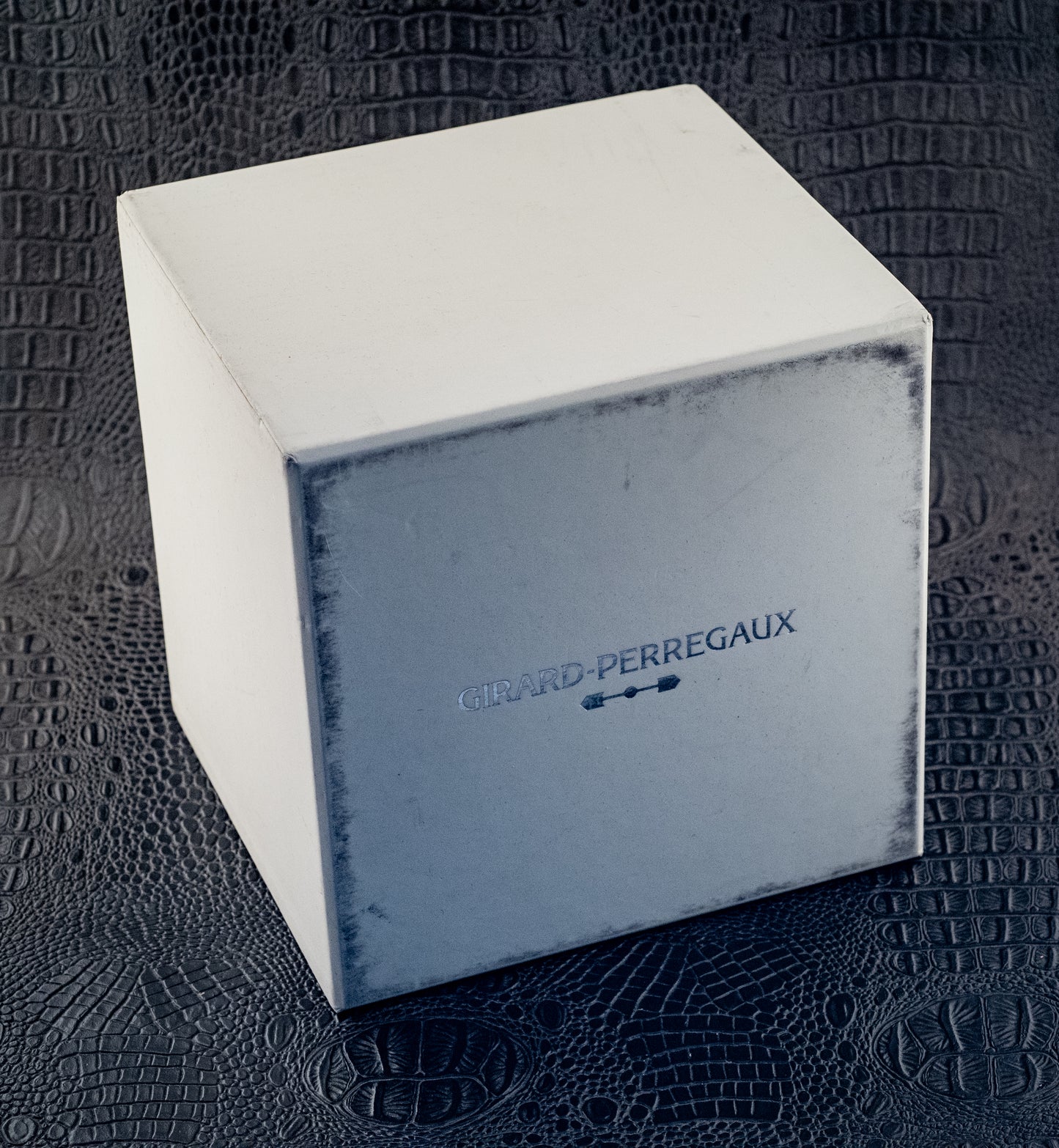 Girard Perregaux Laureato Absolute Wired 2022 Box And Papers Ref 81060-36-694-FH6A