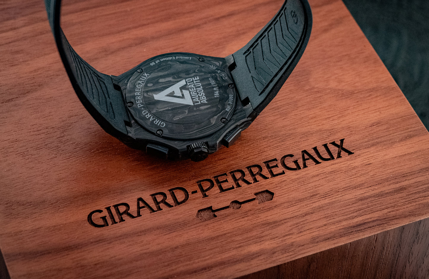 Girard Perregaux Laureato Absolute Wired 2022 Box And Papers Ref 81060-36-694-FH6A