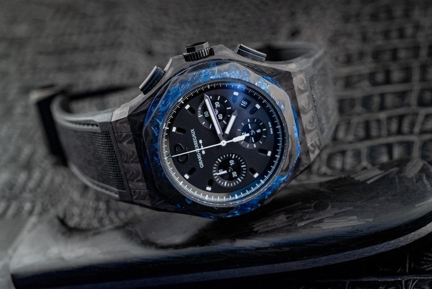 Girard Perregaux Laureato Absolute Wired 2022 Box And Papers Ref 81060-36-694-FH6A