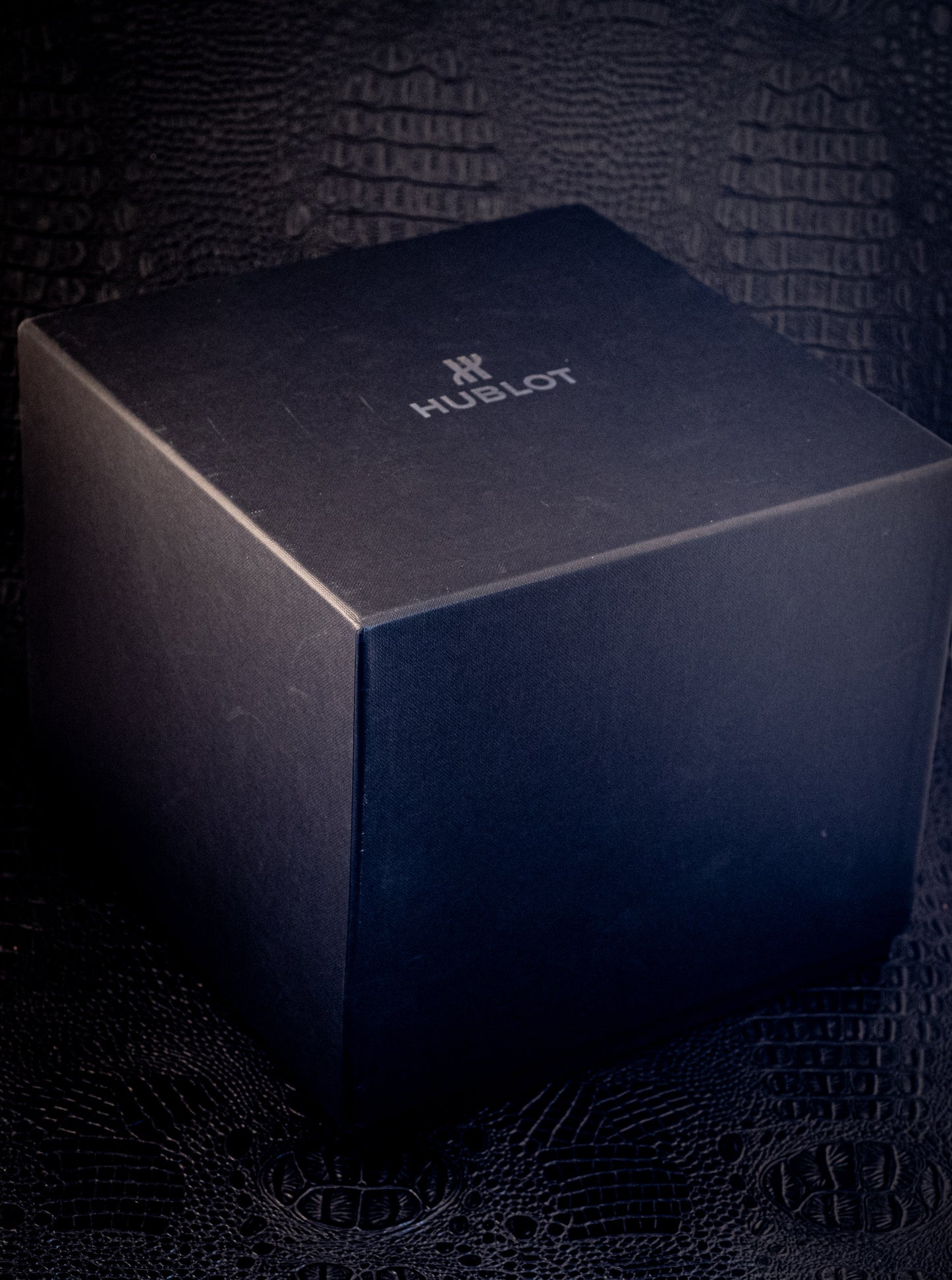 Hublot Big Bang Ferrari 2019 45MM Carbon Box And Papers With Watch Winder Ref 401.NJ.0123.VR