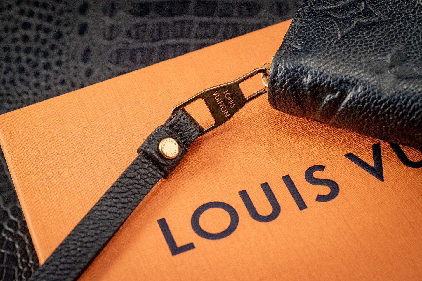 Louis Vuitton M61864 Monogram Empreinte Zippy Wallet Box Dust Bag Original Purchase Receipt