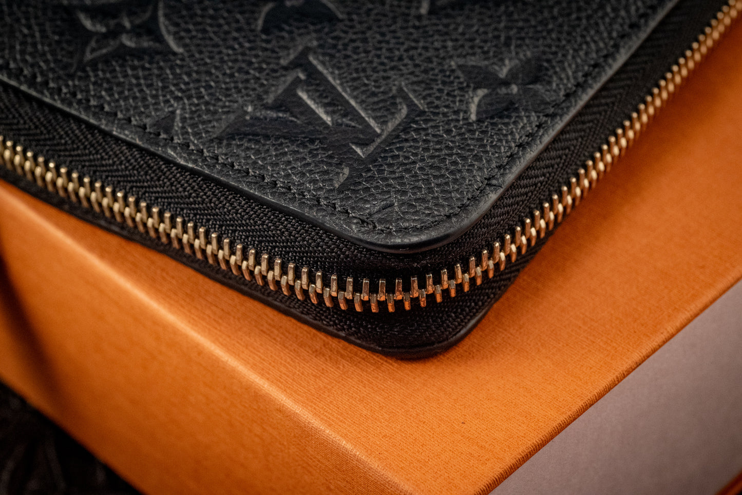 Louis Vuitton M61864 Monogram Empreinte Zippy Wallet Box Dust Bag Original Purchase Receipt