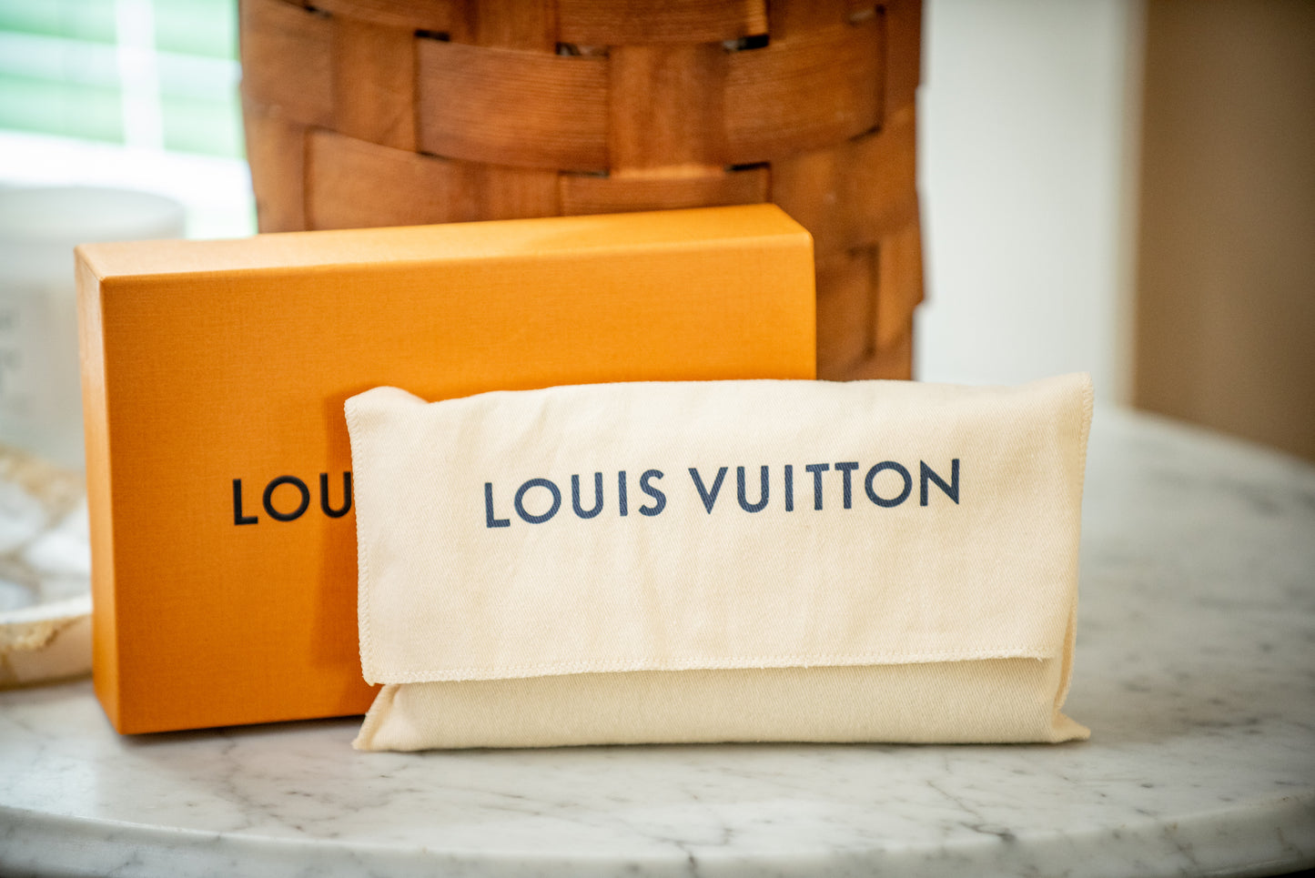 Louis Vuitton M61864 Monogram Empreinte Zippy Wallet Box Dust Bag Original Purchase Receipt