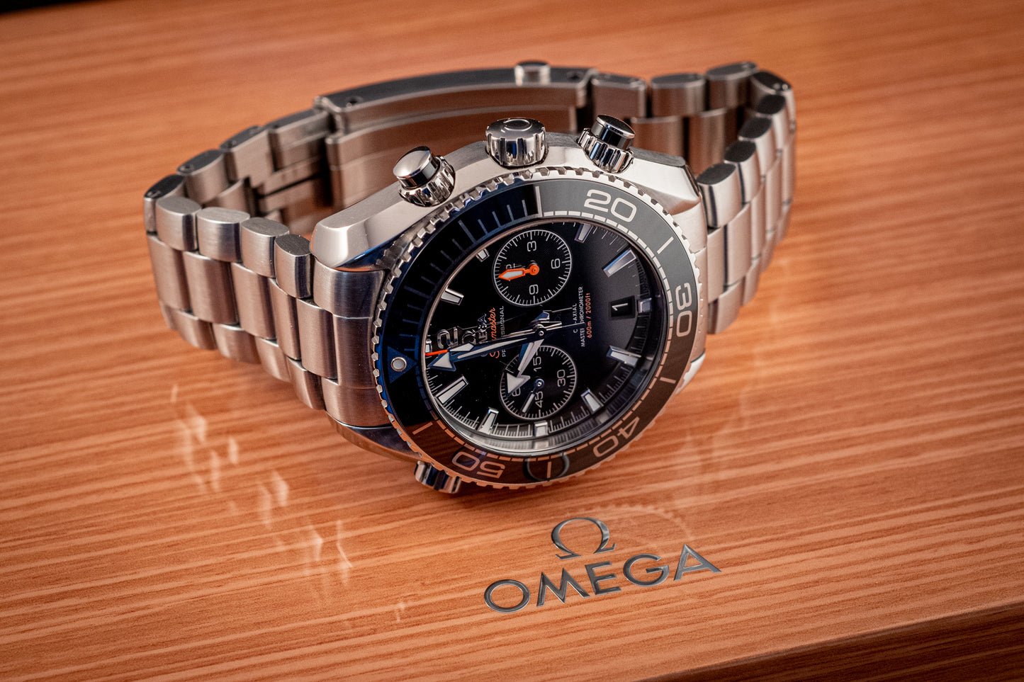 Omega Seamaster Planet Ocean Chronograph Ref 215.30.46.51.01.001 Box And Papers