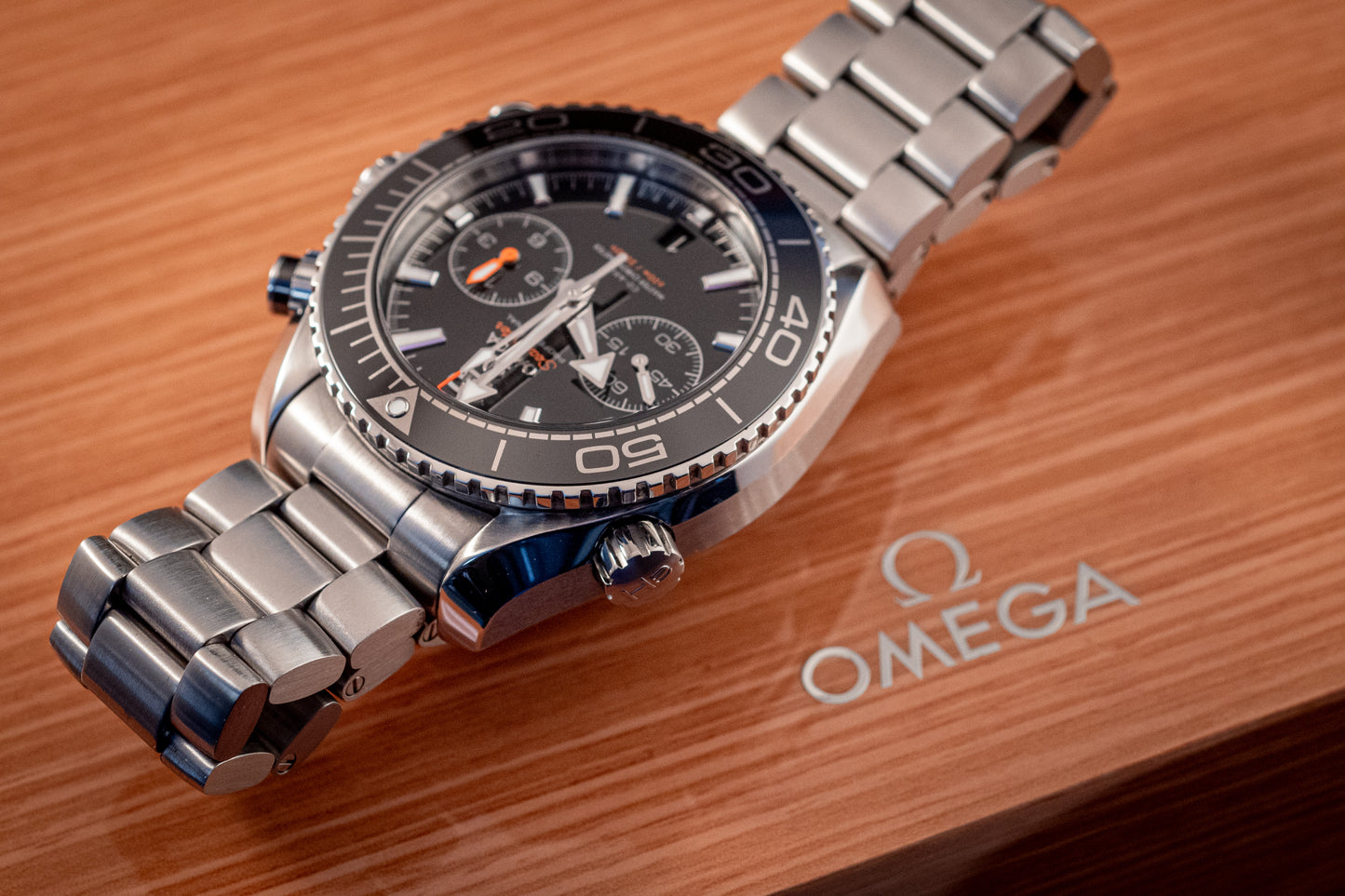 Omega Seamaster Planet Ocean Chronograph Ref 215.30.46.51.01.001 Box And Papers