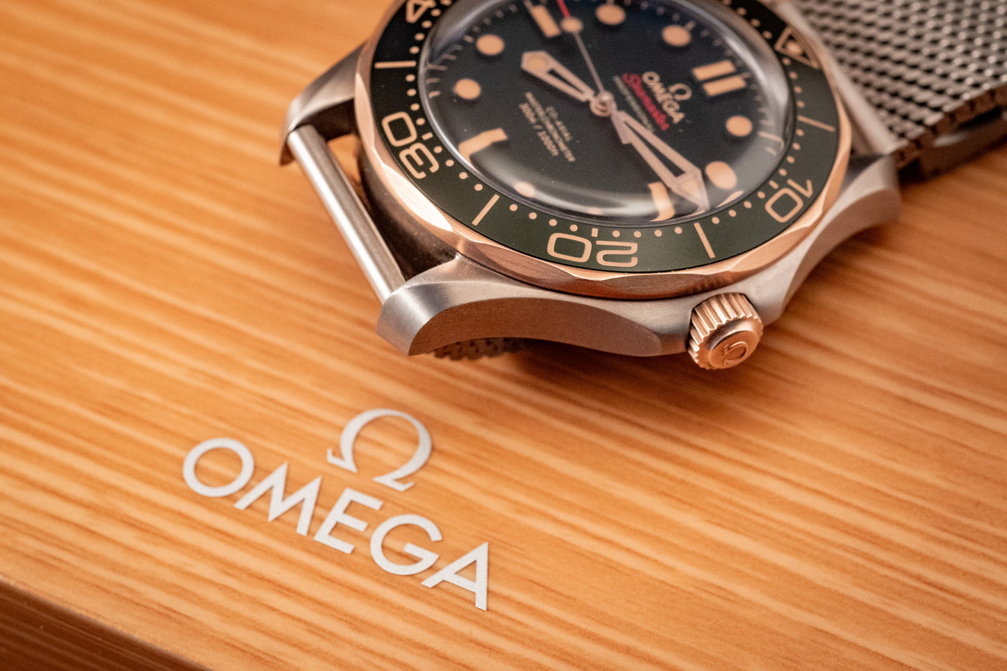 Omega Seamaster Diver 300 M Bronze Gold Green Dial Extra Strap 2025 Box And Papers Ref 210.92.42.20.10.001