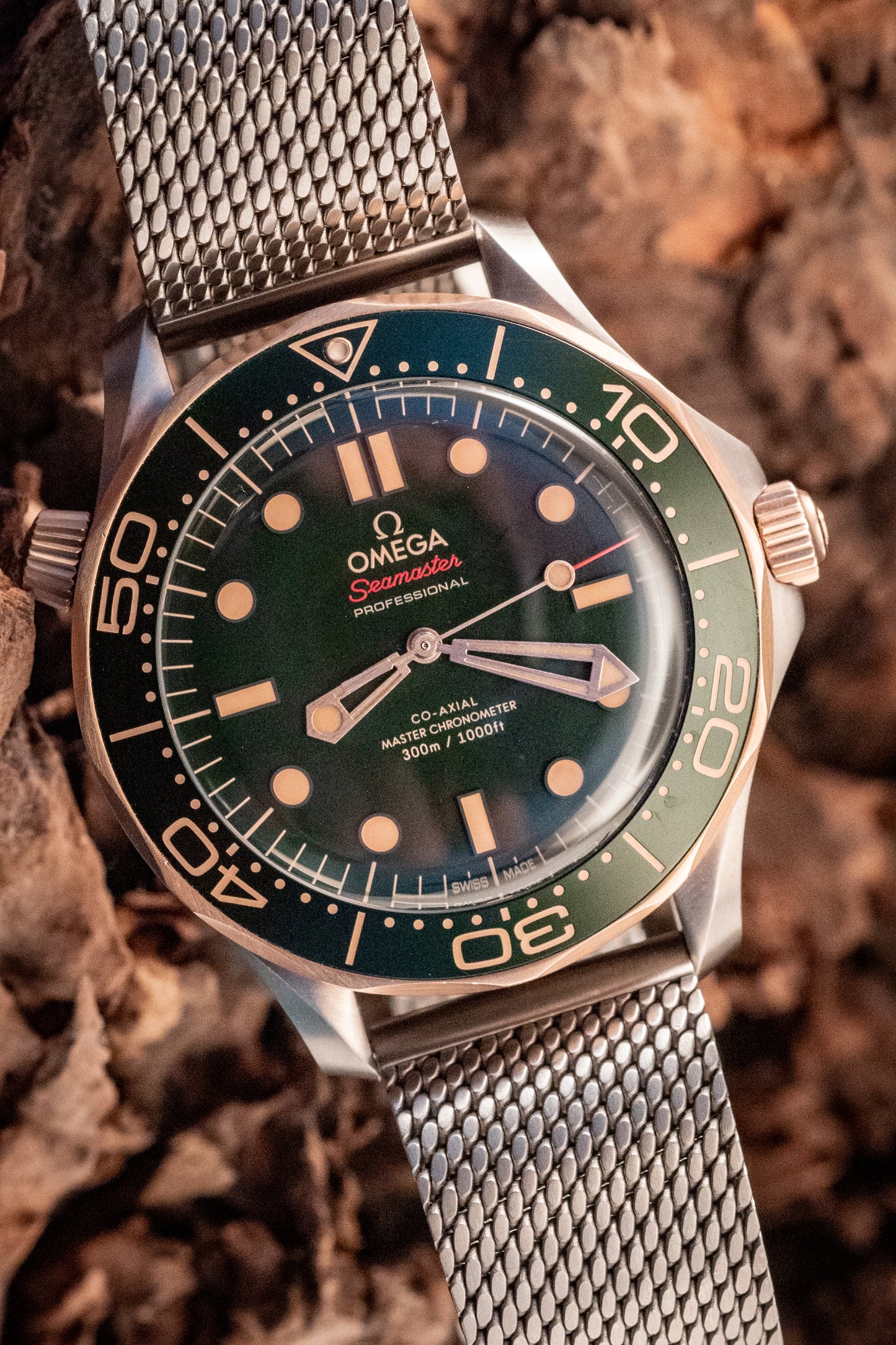 Omega Seamaster Diver 300 M Bronze Gold Green Dial Extra Strap 2025 Box And Papers Ref 210.92.42.20.10.001
