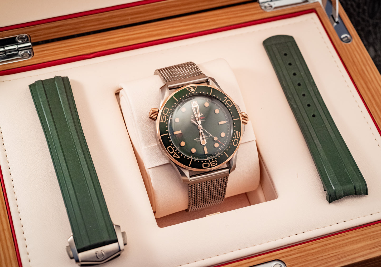 Omega Seamaster Diver 300 M Bronze Gold Green Dial Extra Strap 2025 Box And Papers Ref 210.92.42.20.10.001