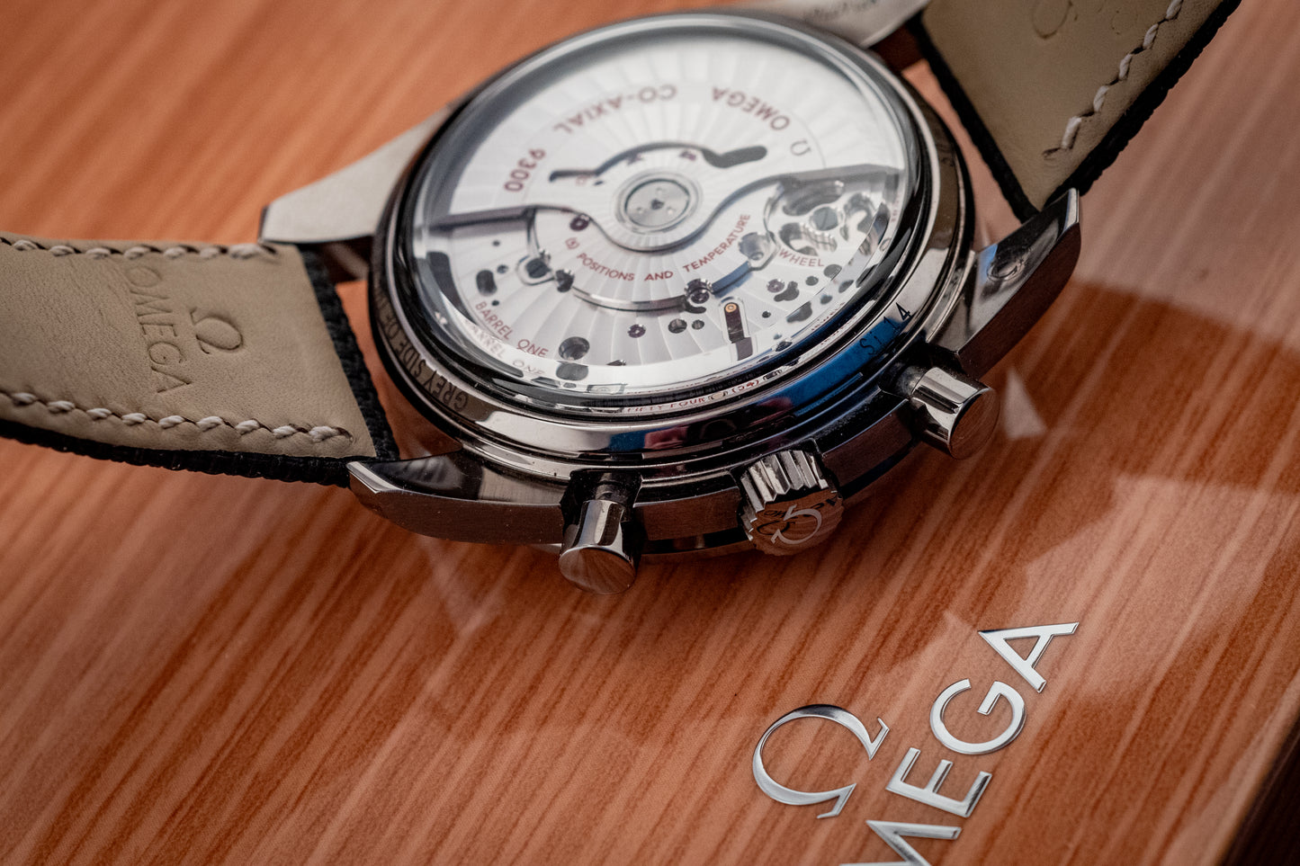 Omega Grey Side Of The Moon 2021 Box And Papers Ref 311.93.44.51.99.001