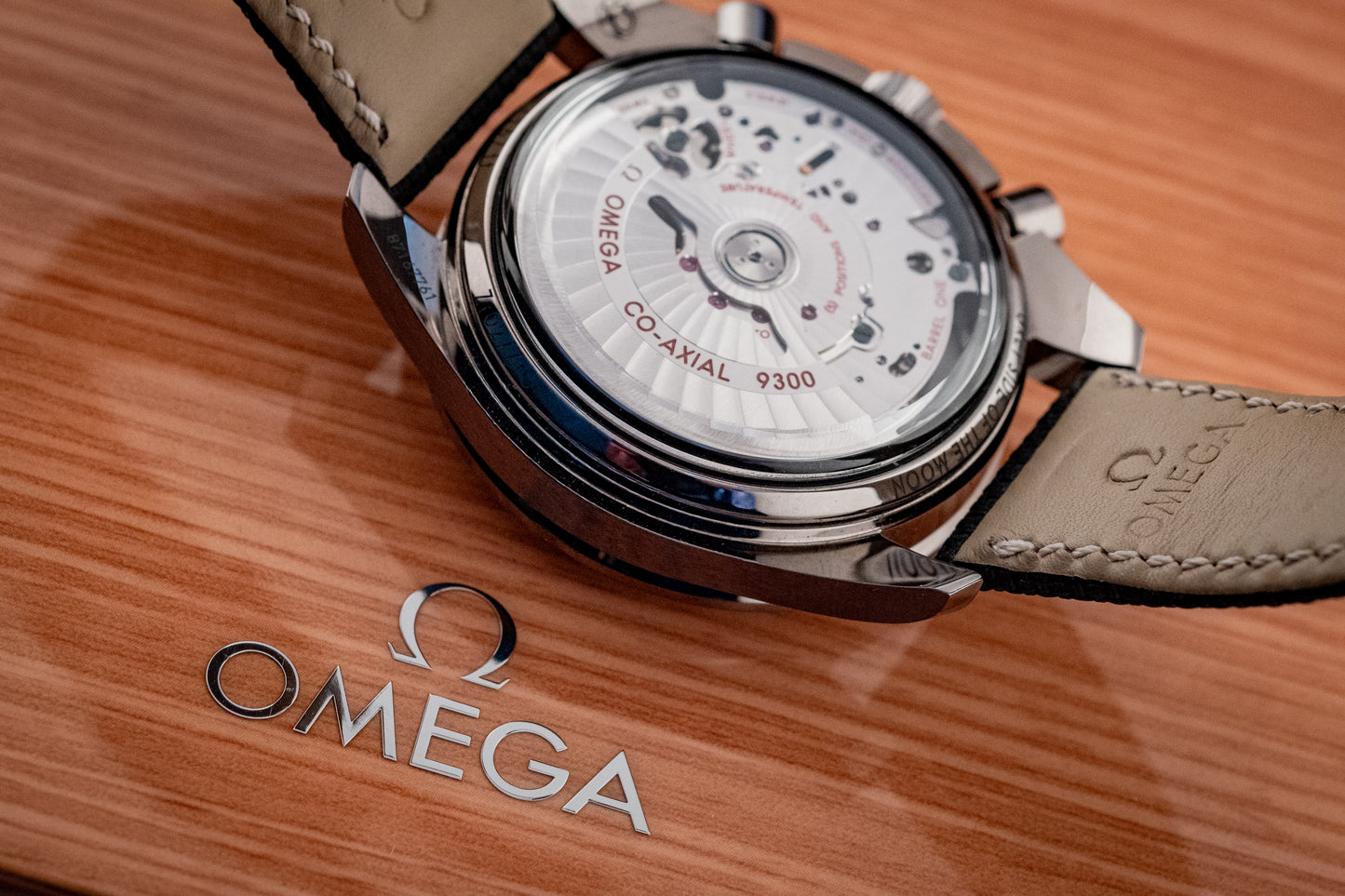 Omega Grey Side Of The Moon 2021 Box And Papers Ref 311.93.44.51.99.001