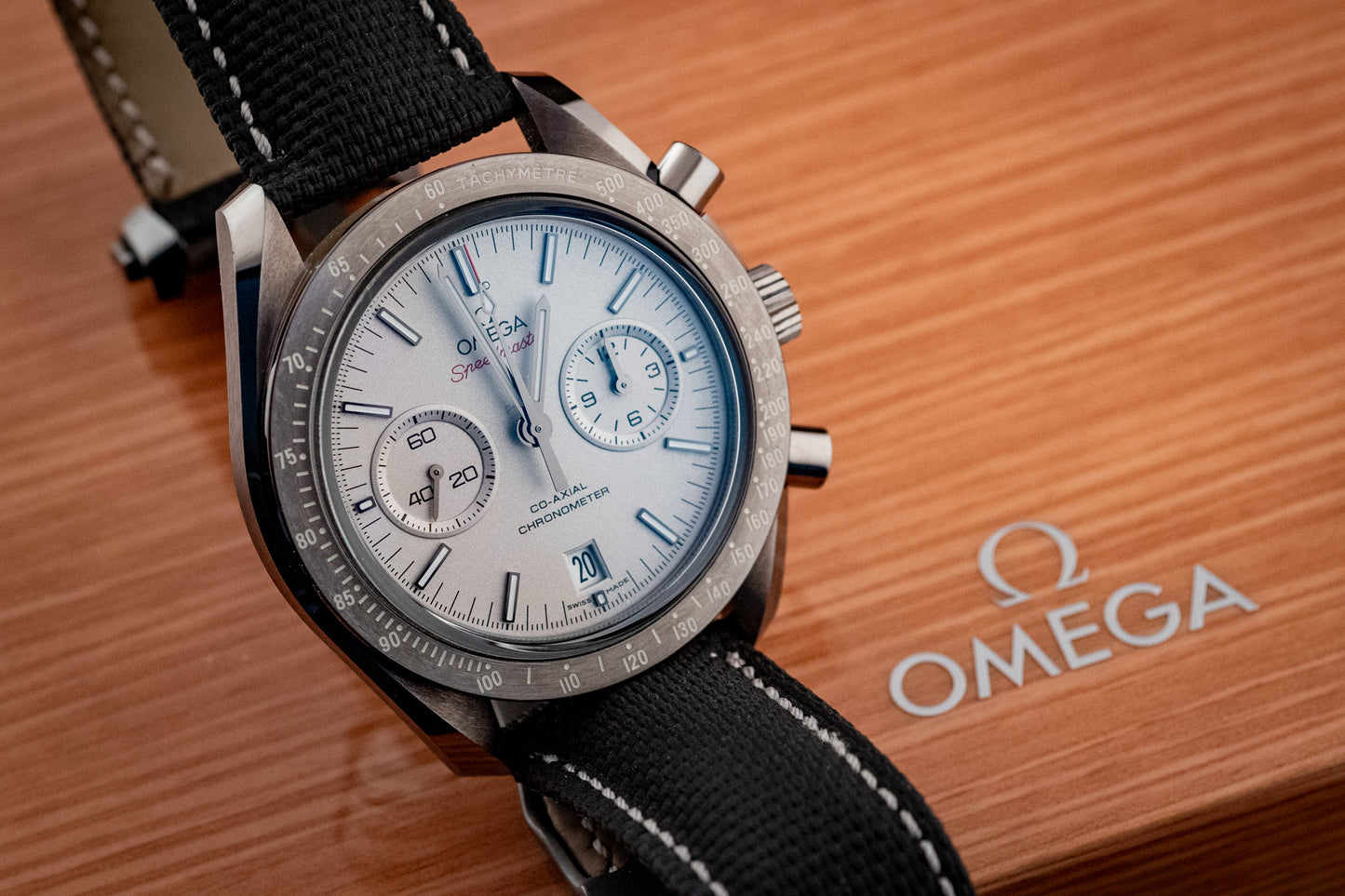 Omega Grey Side Of The Moon 2021 Box And Papers Ref 311.93.44.51.99.001