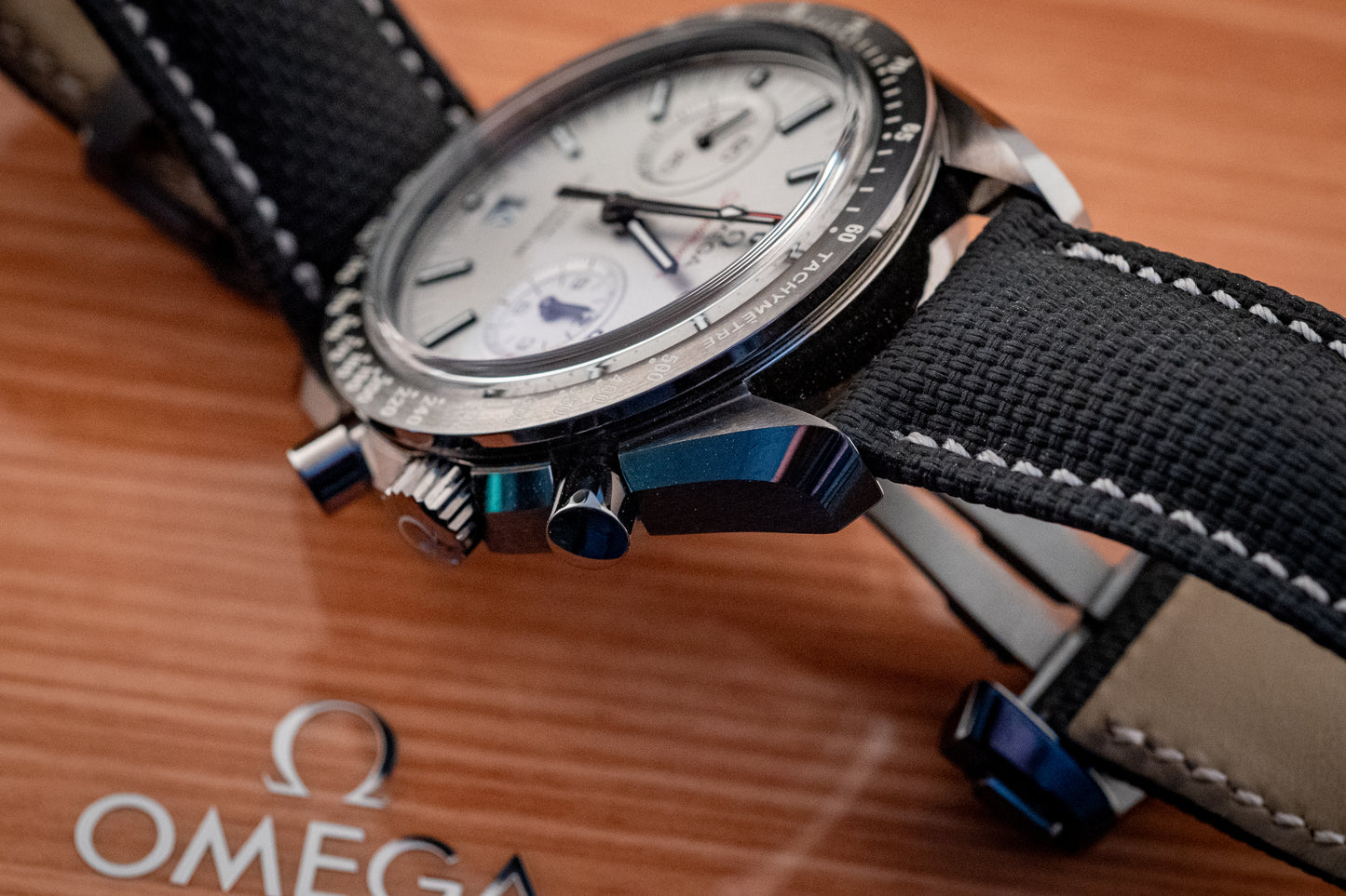 Omega Grey Side Of The Moon 2021 Box And Papers Ref 311.93.44.51.99.001