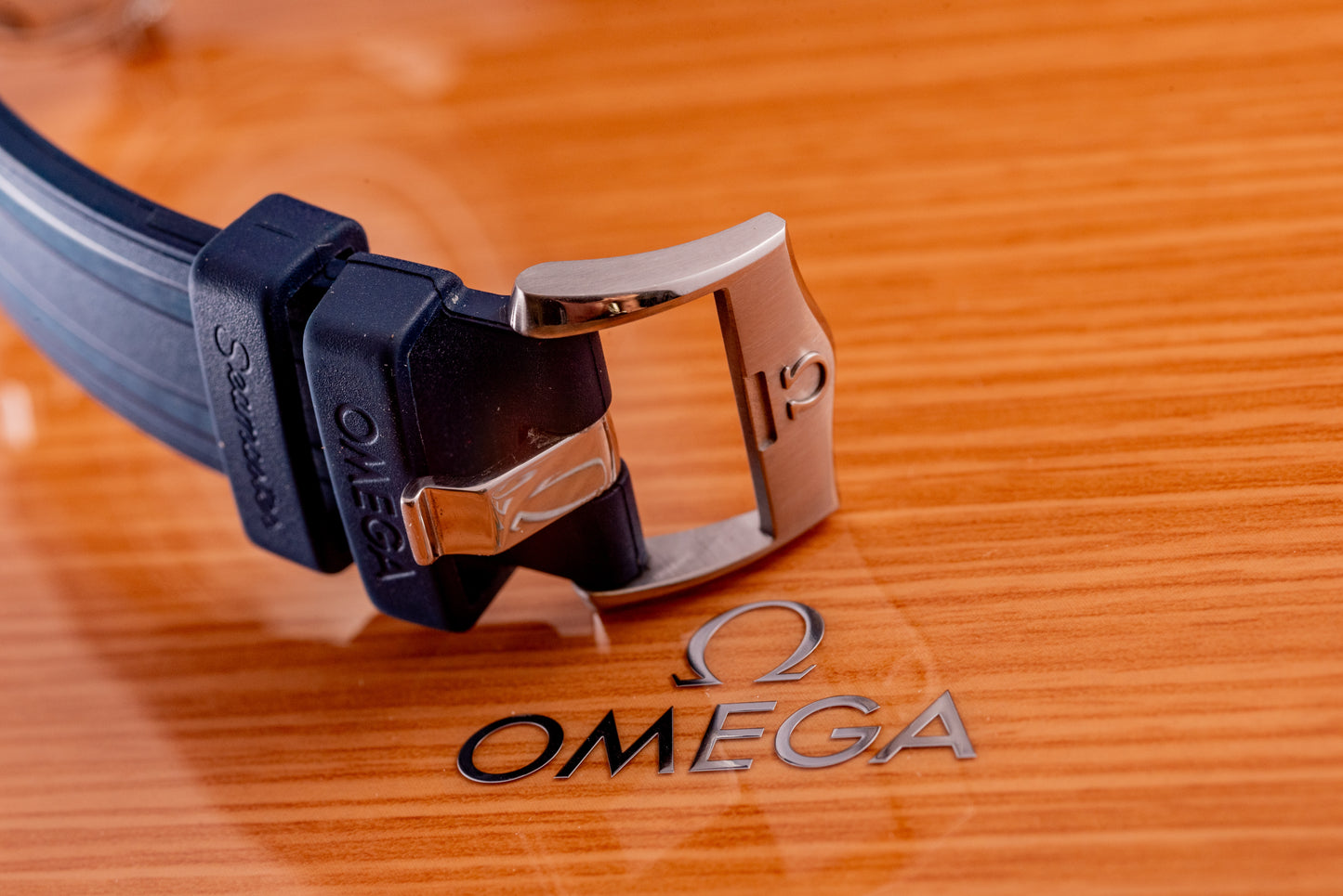 OMEGA Seamaster Diver Watch 300M Refercence 210.32.42.20.03.001 Box And Papers
