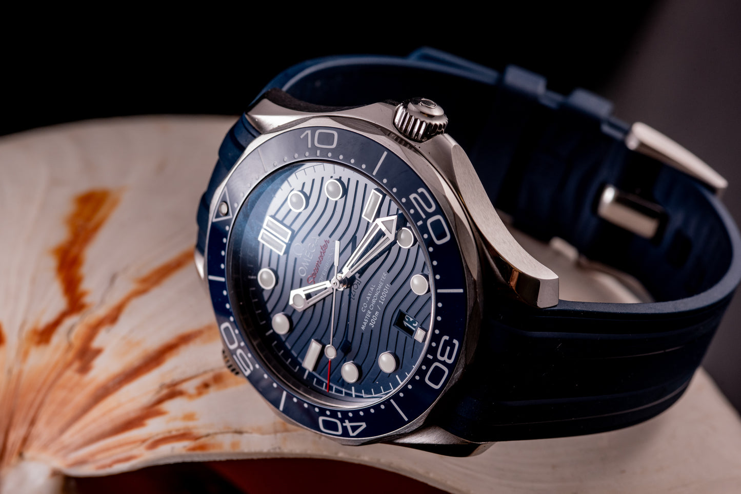 OMEGA Seamaster Diver Watch 300M Refercence 210.32.42.20.03.001 Box And Papers