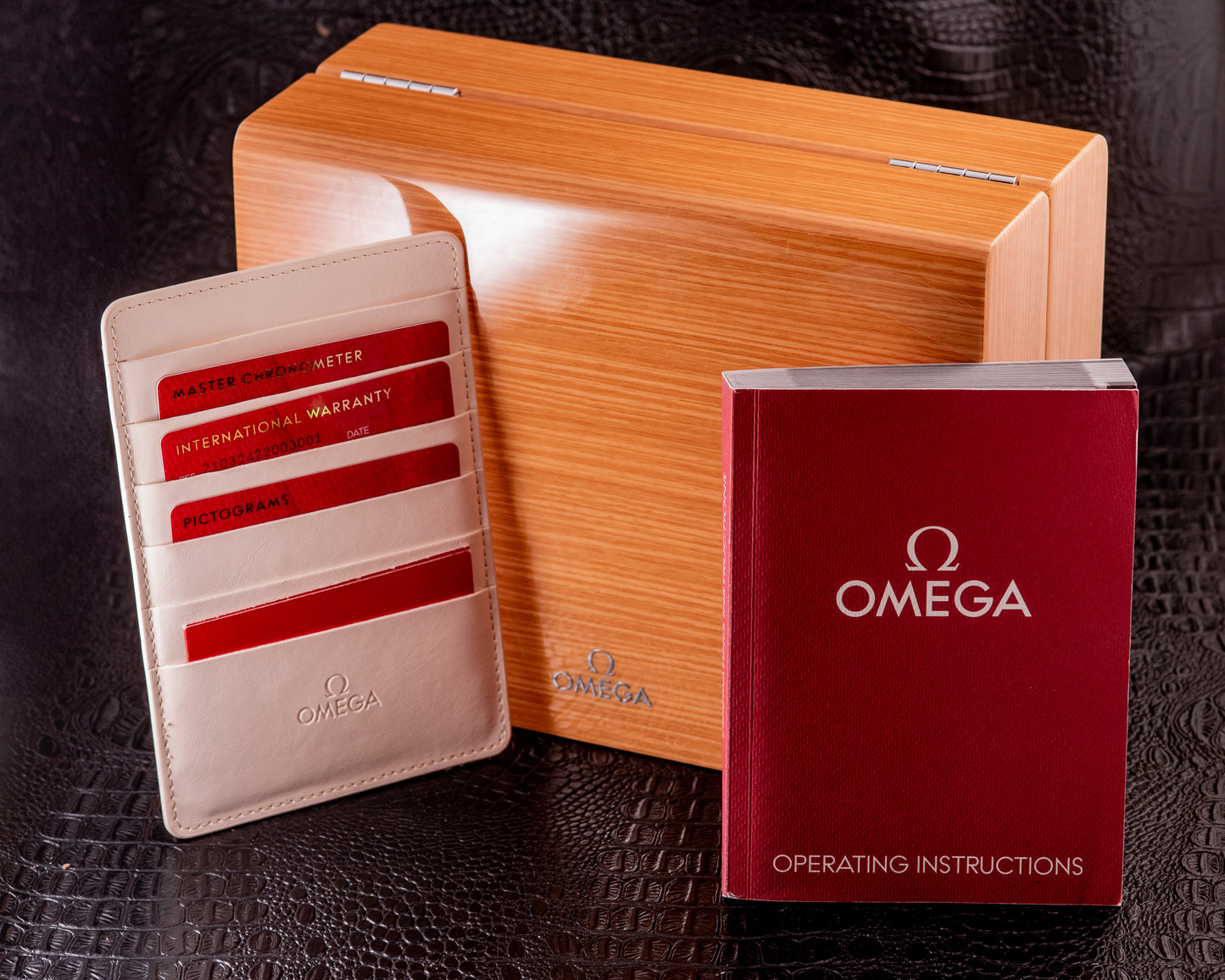 OMEGA Seamaster Diver Watch 300M Refercence 210.32.42.20.03.001 Box And Papers