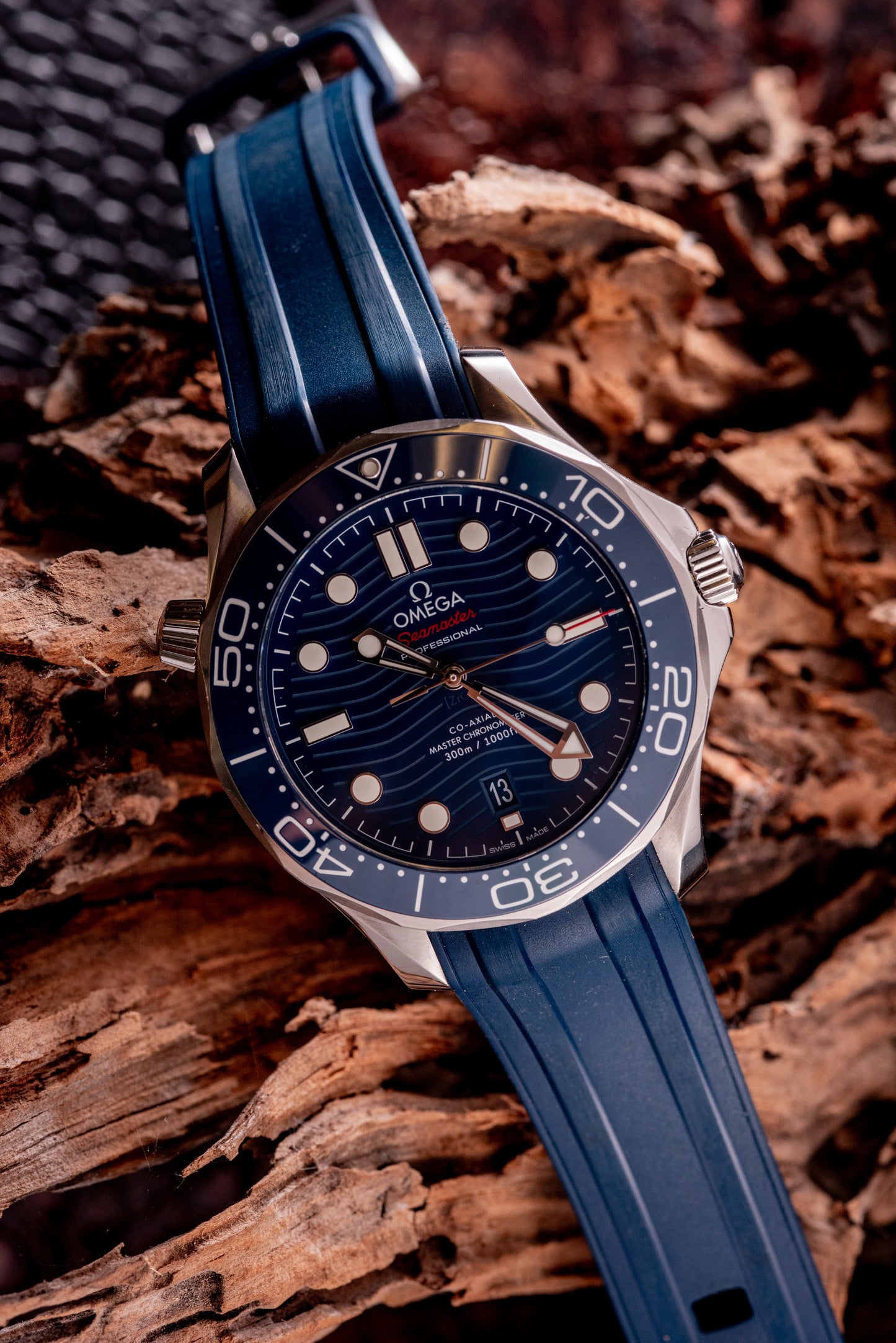 OMEGA Seamaster Diver Watch 300M Refercence 210.32.42.20.03.001 Box And Papers