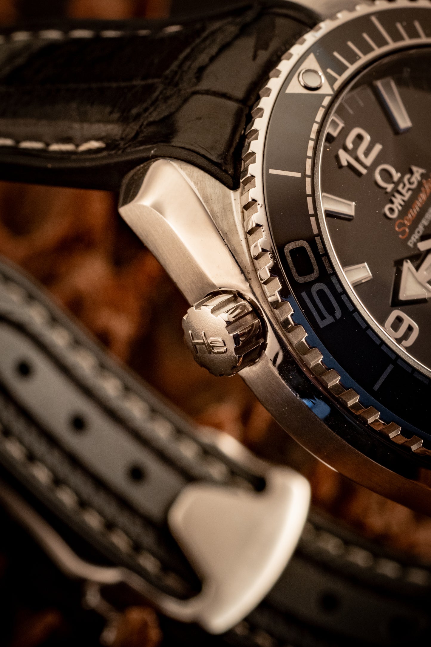 Omega Seamaster Planet Ocean Ref 215.33.40.20.01.001 Box And Papers