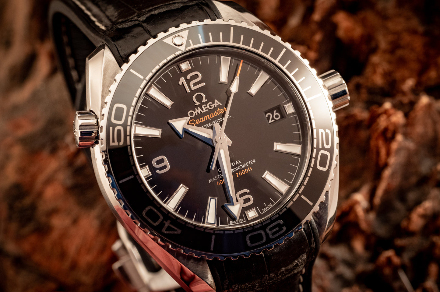 Omega Seamaster Planet Ocean Ref 215.33.40.20.01.001 Box And Papers