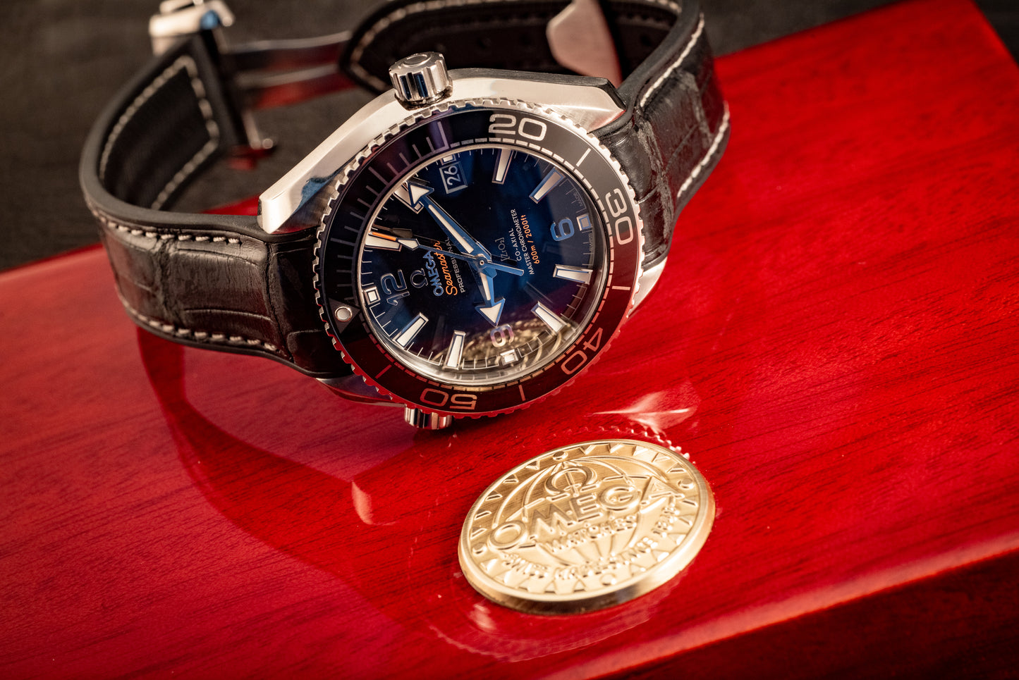 Omega Seamaster Planet Ocean Ref 215.33.40.20.01.001 Box And Papers
