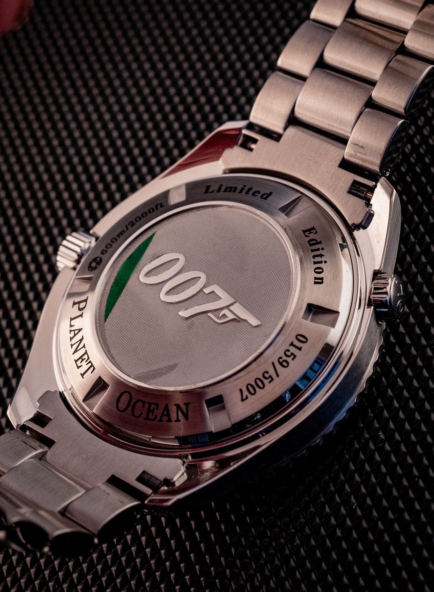 Omega Seamaster Planet Ocean Quantum of Solace Limited Edition 007 James Bond Box And Papers Ref 222.30.46.20.01.001