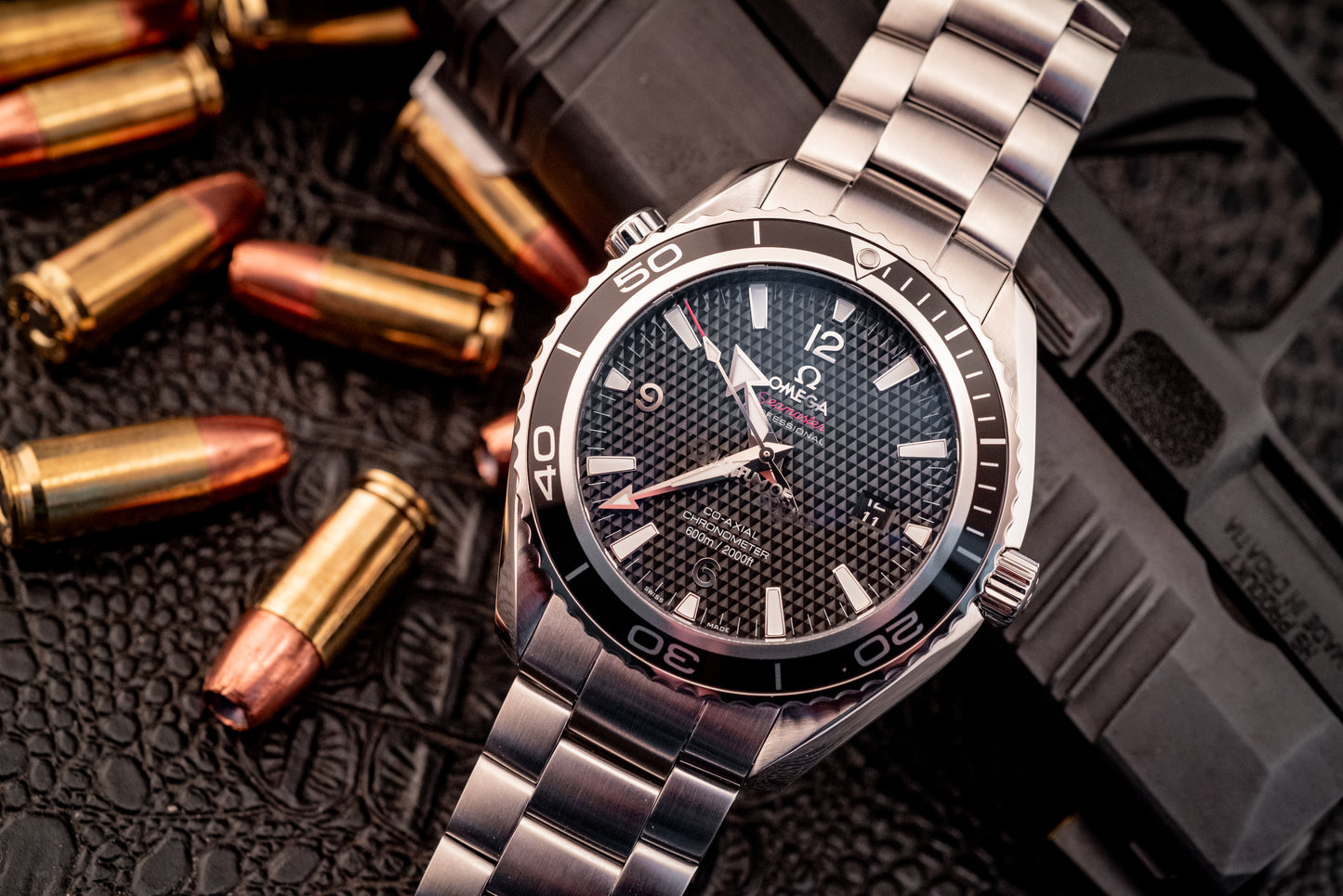 Omega Seamaster Planet Ocean Quantum of Solace Limited Edition 007 James Bond Box And Papers Ref 222.30.46.20.01.001