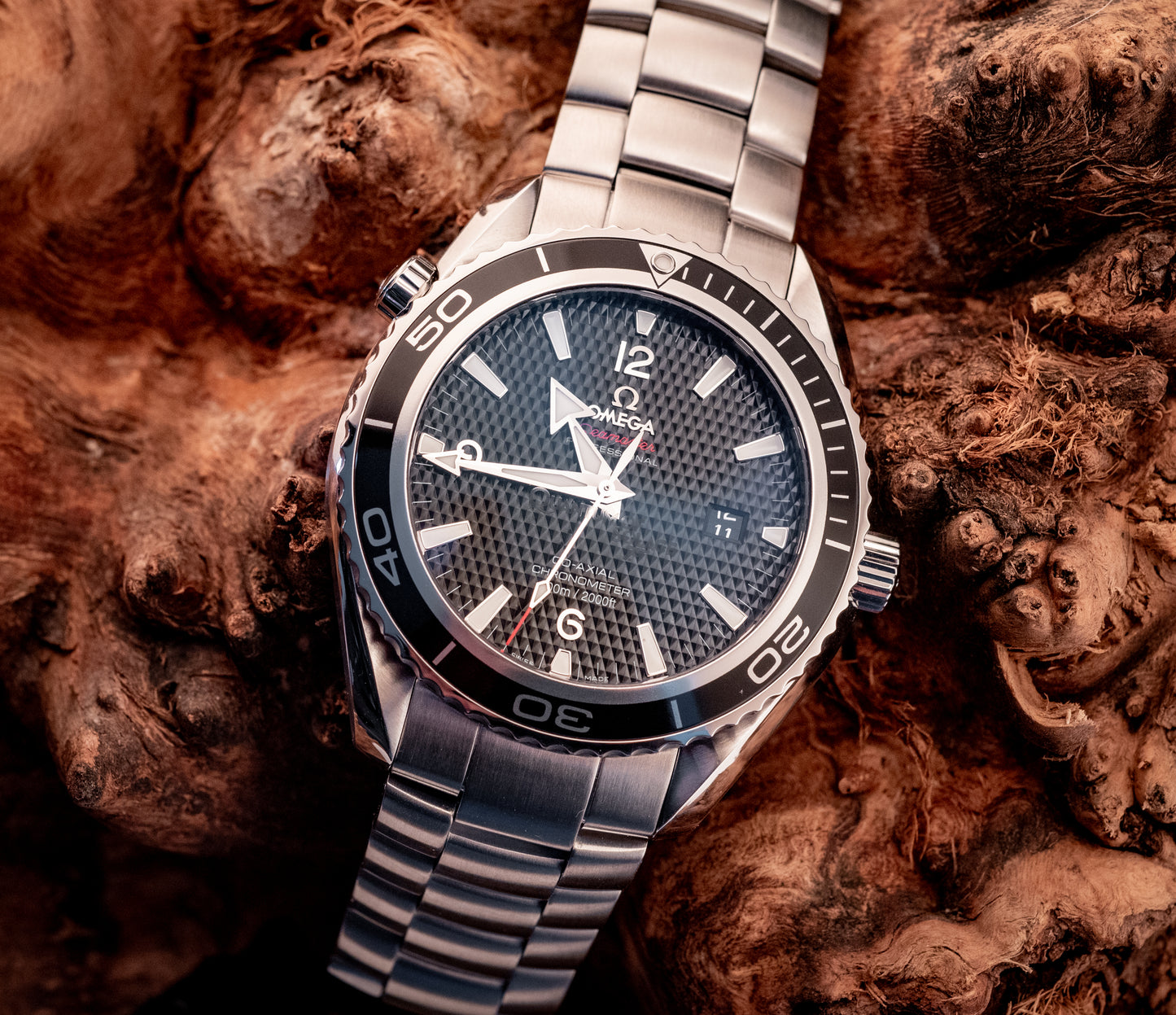 Omega Seamaster Planet Ocean Quantum of Solace Limited Edition 007 James Bond Box And Papers Ref 222.30.46.20.01.001