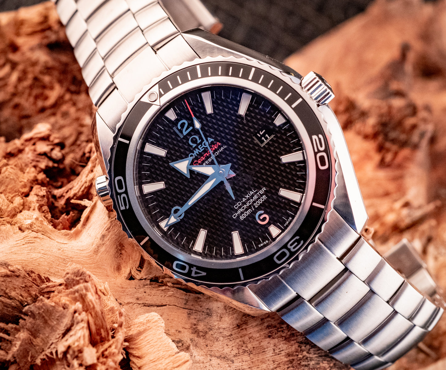 Omega Seamaster Planet Ocean Quantum of Solace Limited Edition 007 James Bond Box And Papers Ref 222.30.46.20.01.001