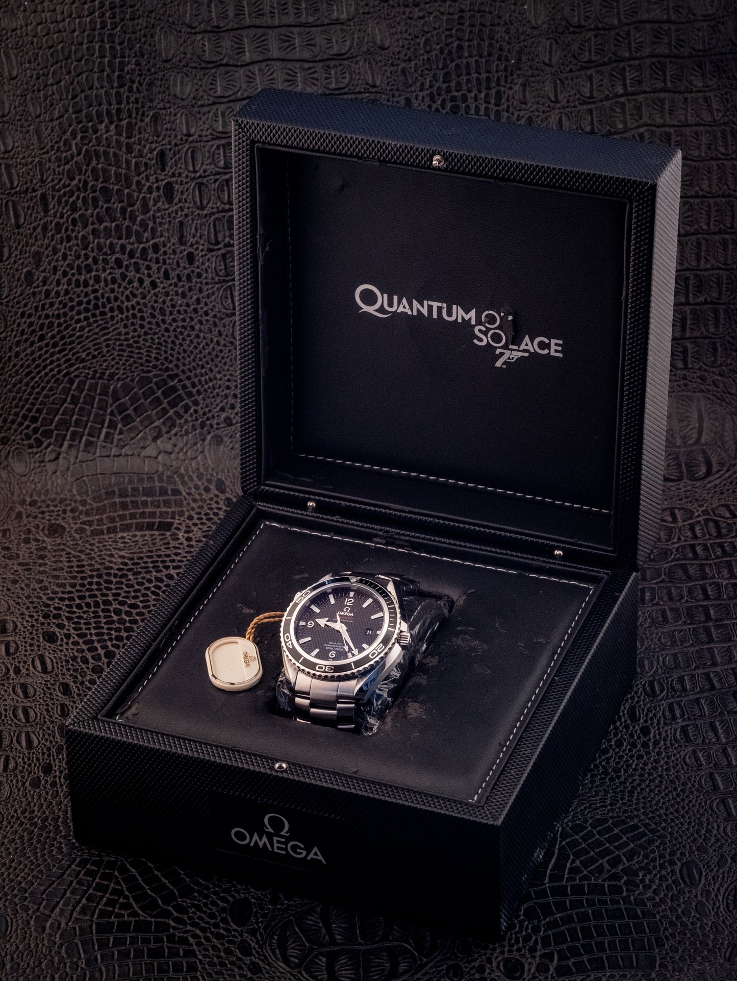 Omega Seamaster Planet Ocean Quantum of Solace Limited Edition 007 James Bond Box And Papers Ref 222.30.46.20.01.001