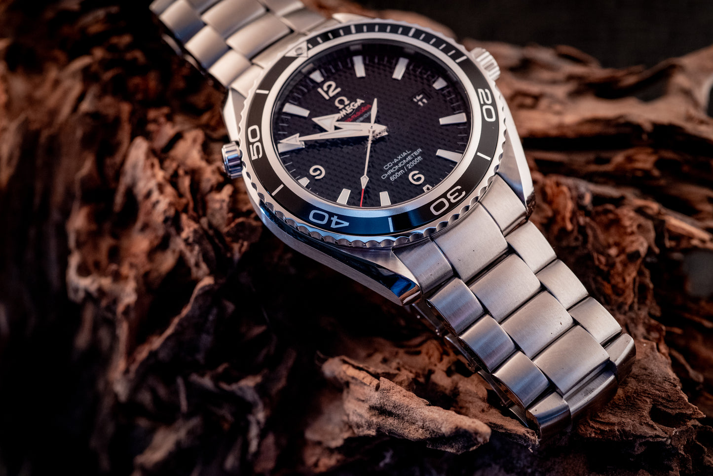 Omega Seamaster Planet Ocean Quantum of Solace Limited Edition 007 James Bond Box And Papers Ref 222.30.46.20.01.001