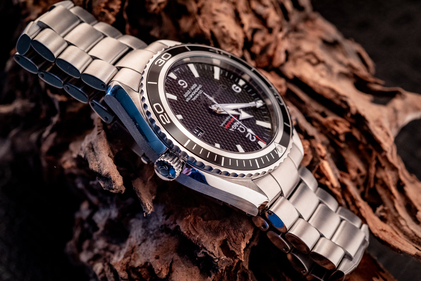 Omega Seamaster Planet Ocean Quantum of Solace Limited Edition 007 James Bond Box And Papers Ref 222.30.46.20.01.001