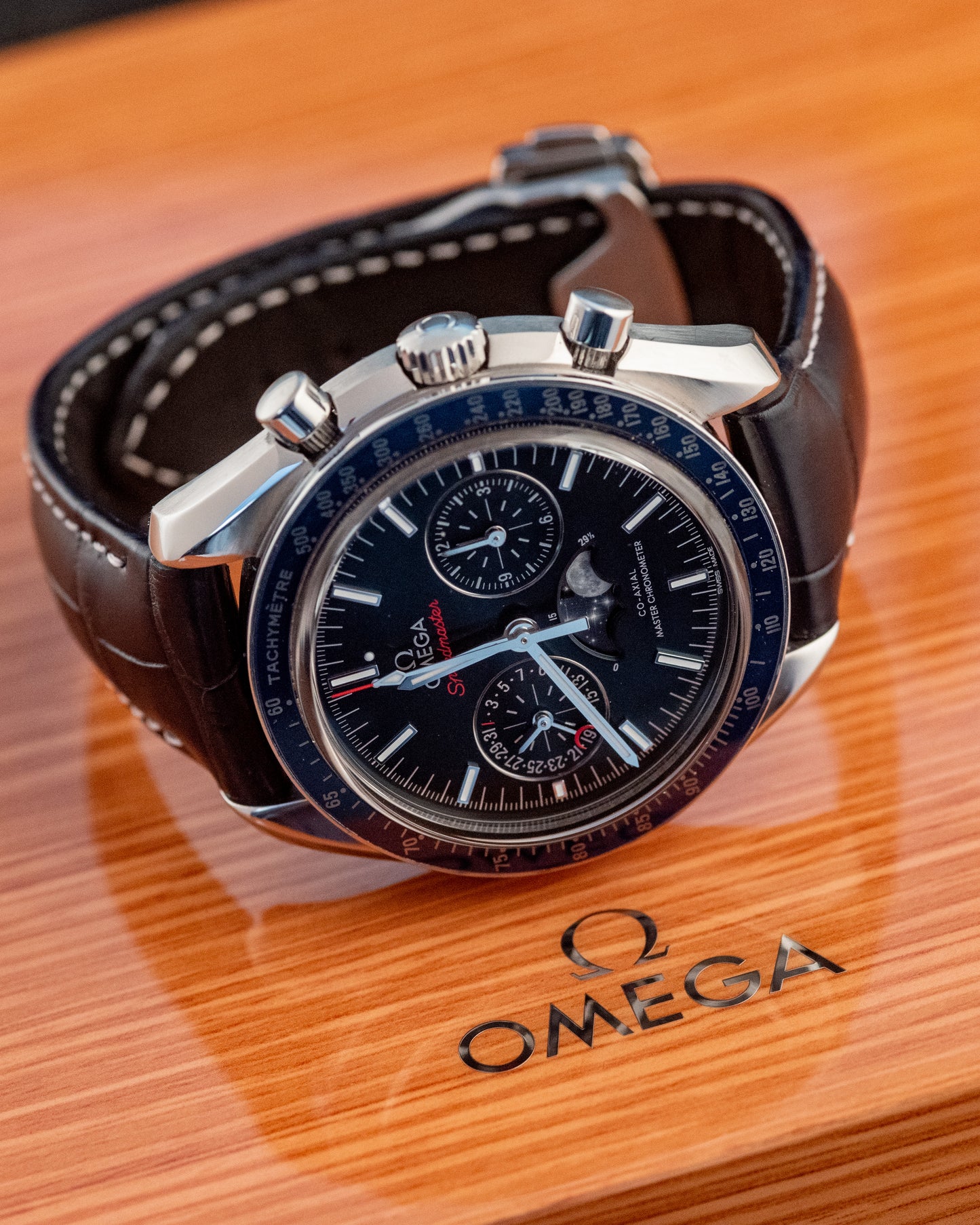 Omega Speedmaster Moonphase Blue Box And Papers 2022 304.33.44.52.03.001