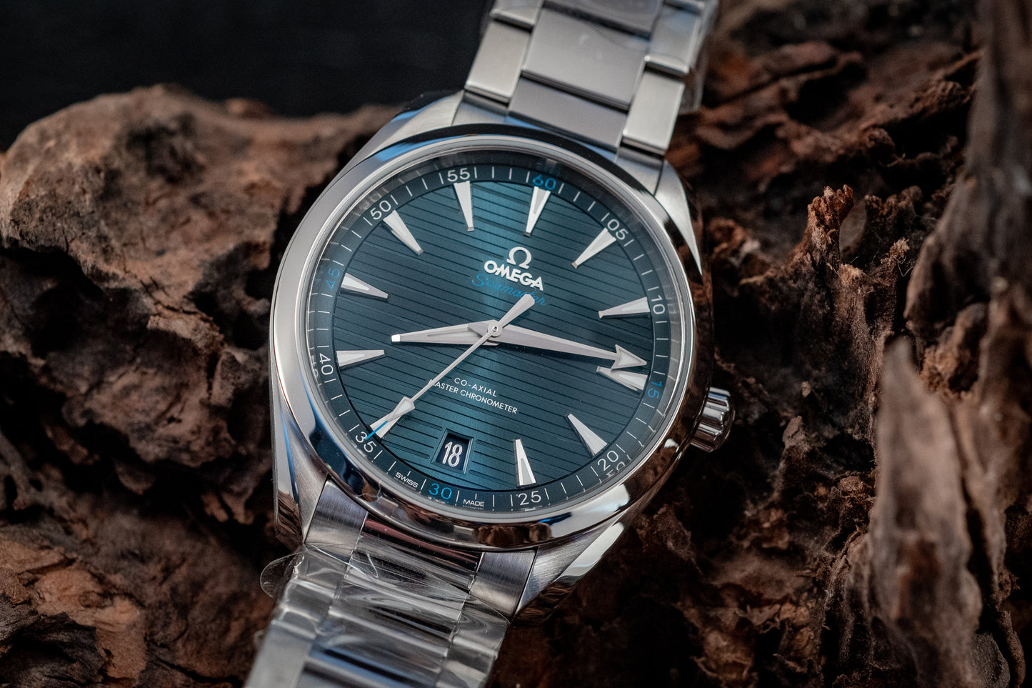 Omega 2024 Seamaster Aqua Terra Teak Blue Box And Papers Ref 220.10.41.21.03.001