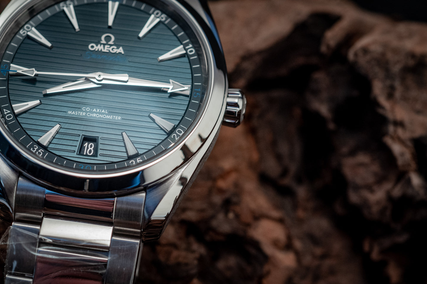 Omega 2024 Seamaster Aqua Terra Teak Blue Box And Papers Ref 220.10.41.21.03.001