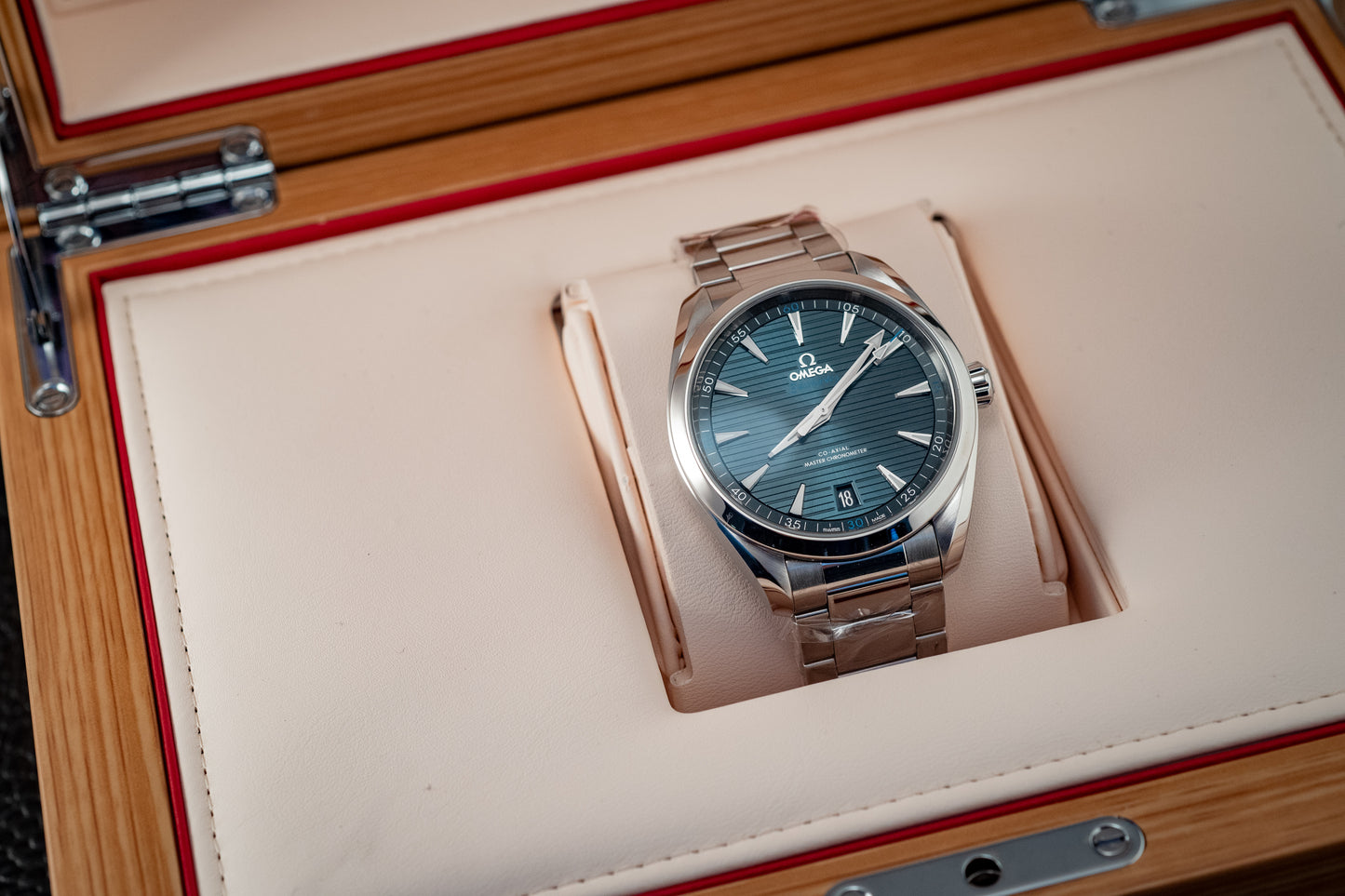 Omega 2024 Seamaster Aqua Terra Teak Blue Box And Papers Ref 220.10.41.21.03.001