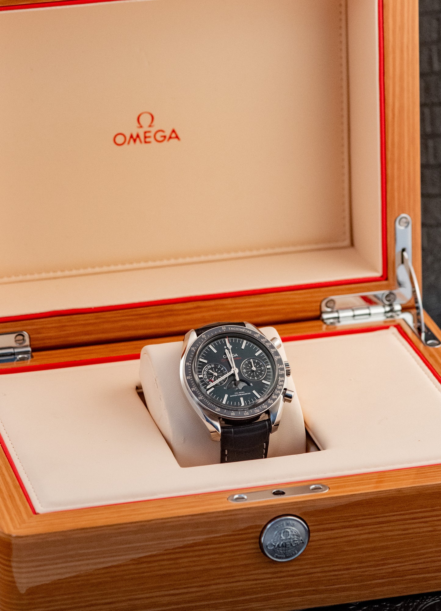 Omega Speedmaster Moonphase Blue Box And Papers 2022 304.33.44.52.03.001