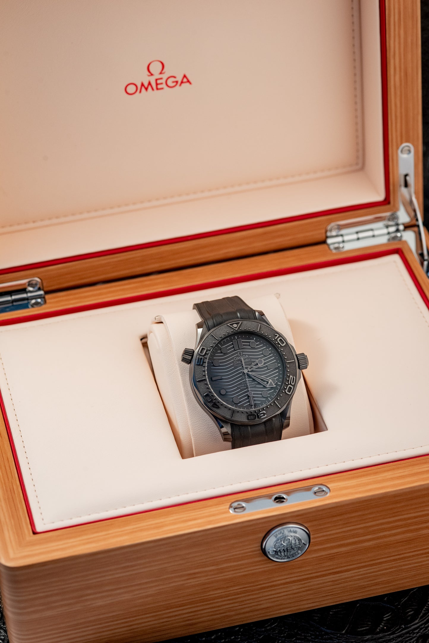Omega Seamaster Diver 300M Black Ceramic 2023 Box And Papers 210.92.44.20.01.003