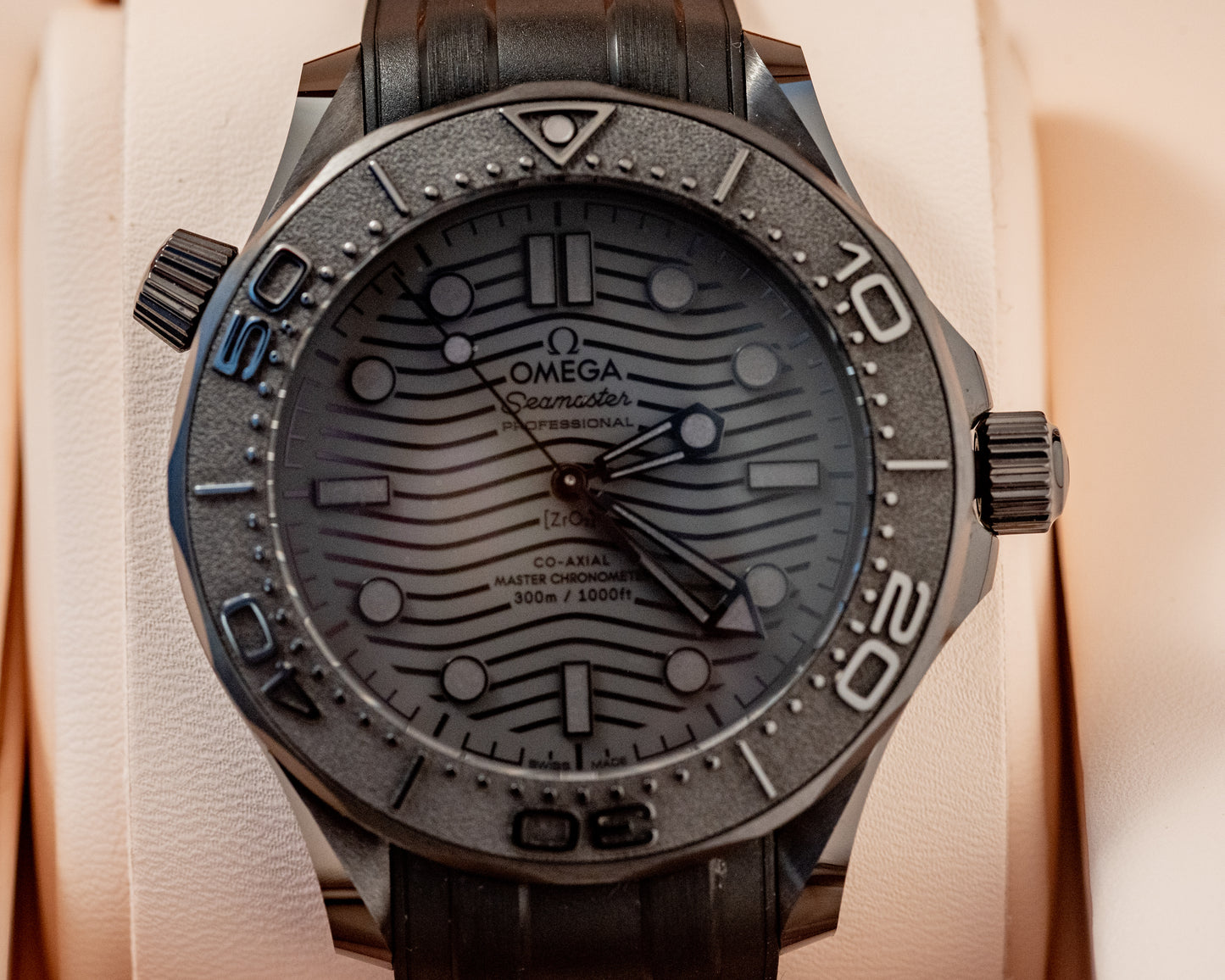 Omega Seamaster Diver 300M Black Ceramic 2023 Box And Papers 210.92.44.20.01.003