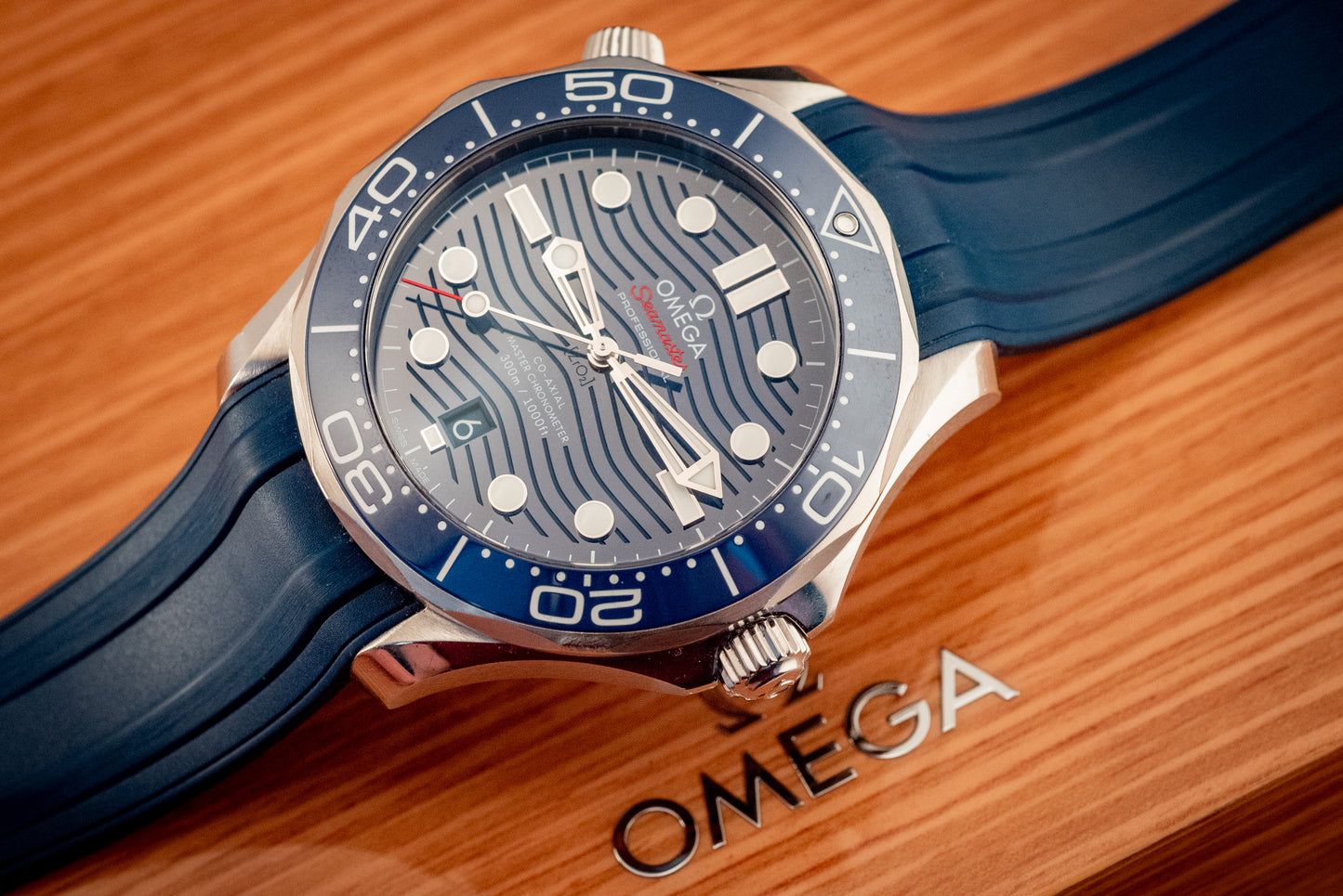 Omega Seamaster Diver 300MM Blue Dial Rubber 2020 Ref 210.32.42.20.03.001 Box And Papers