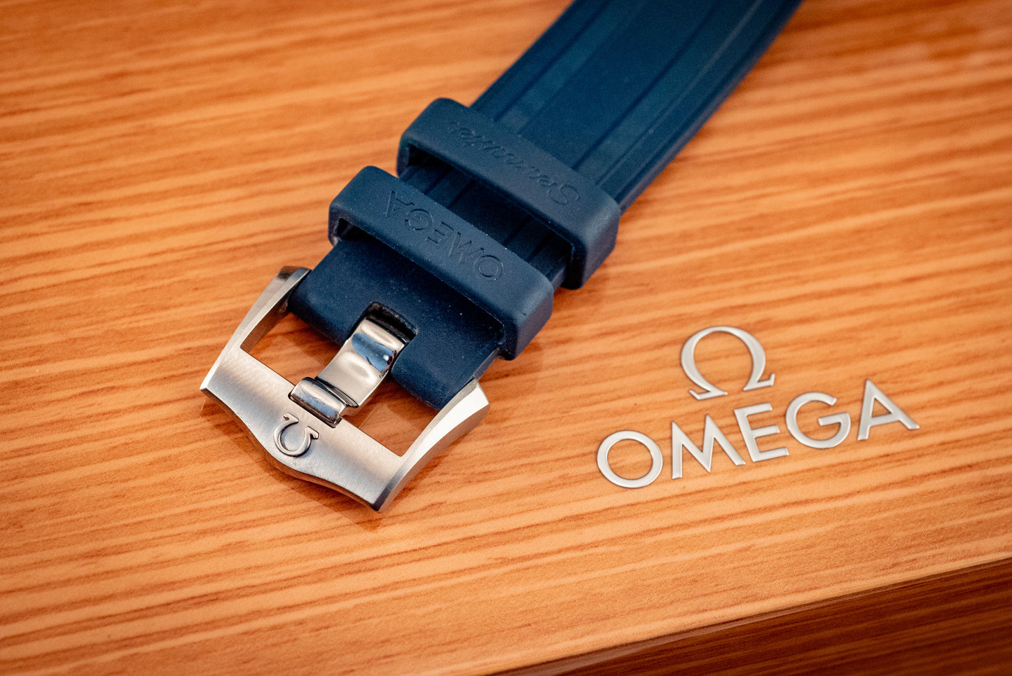 Omega Seamaster Diver 300MM Blue Dial Rubber 2020 Ref 210.32.42.20.03.001 Box And Papers