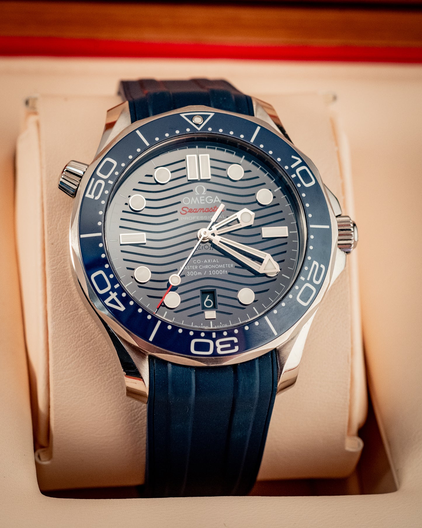 Omega Seamaster Diver 300MM Blue Dial Rubber 2020 Ref 210.32.42.20.03.001 Box And Papers
