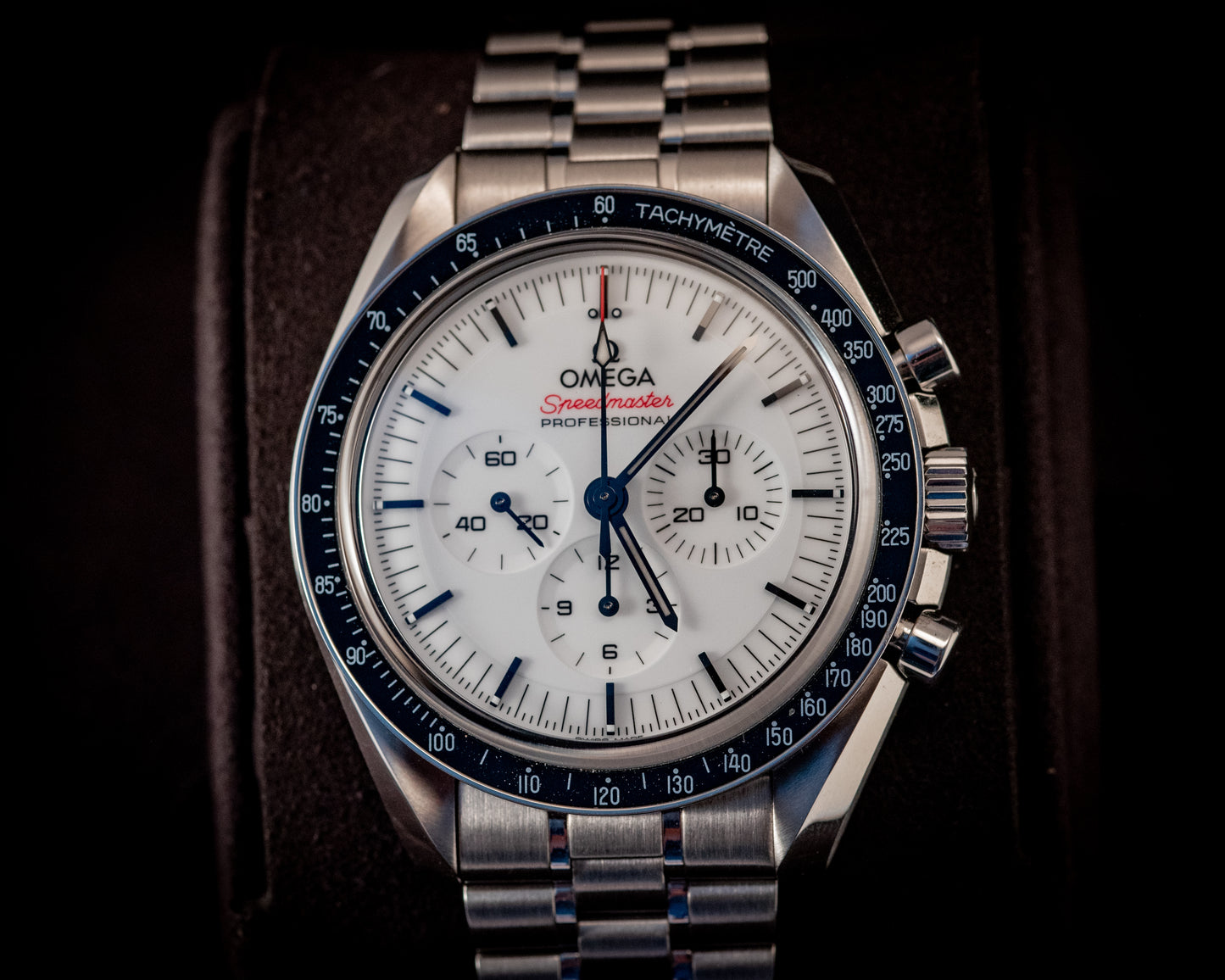 Omega Speedmaster Professional Moonwatch 2025 Box And Papers Ref 310.30.42.50.04.001