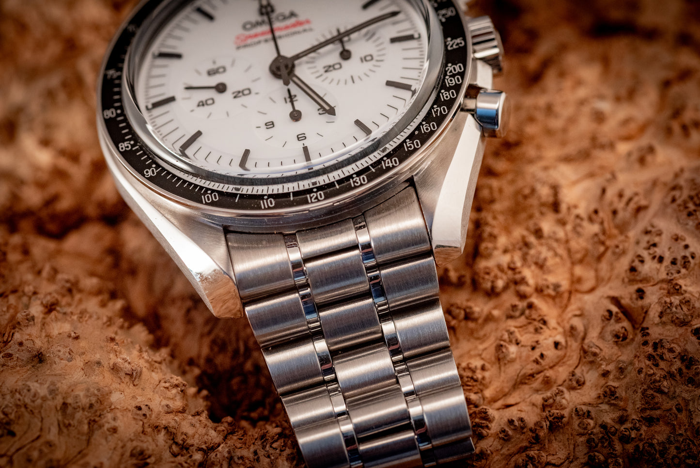 Omega Speedmaster Professional Moonwatch 2025 Box And Papers Ref 310.30.42.50.04.001