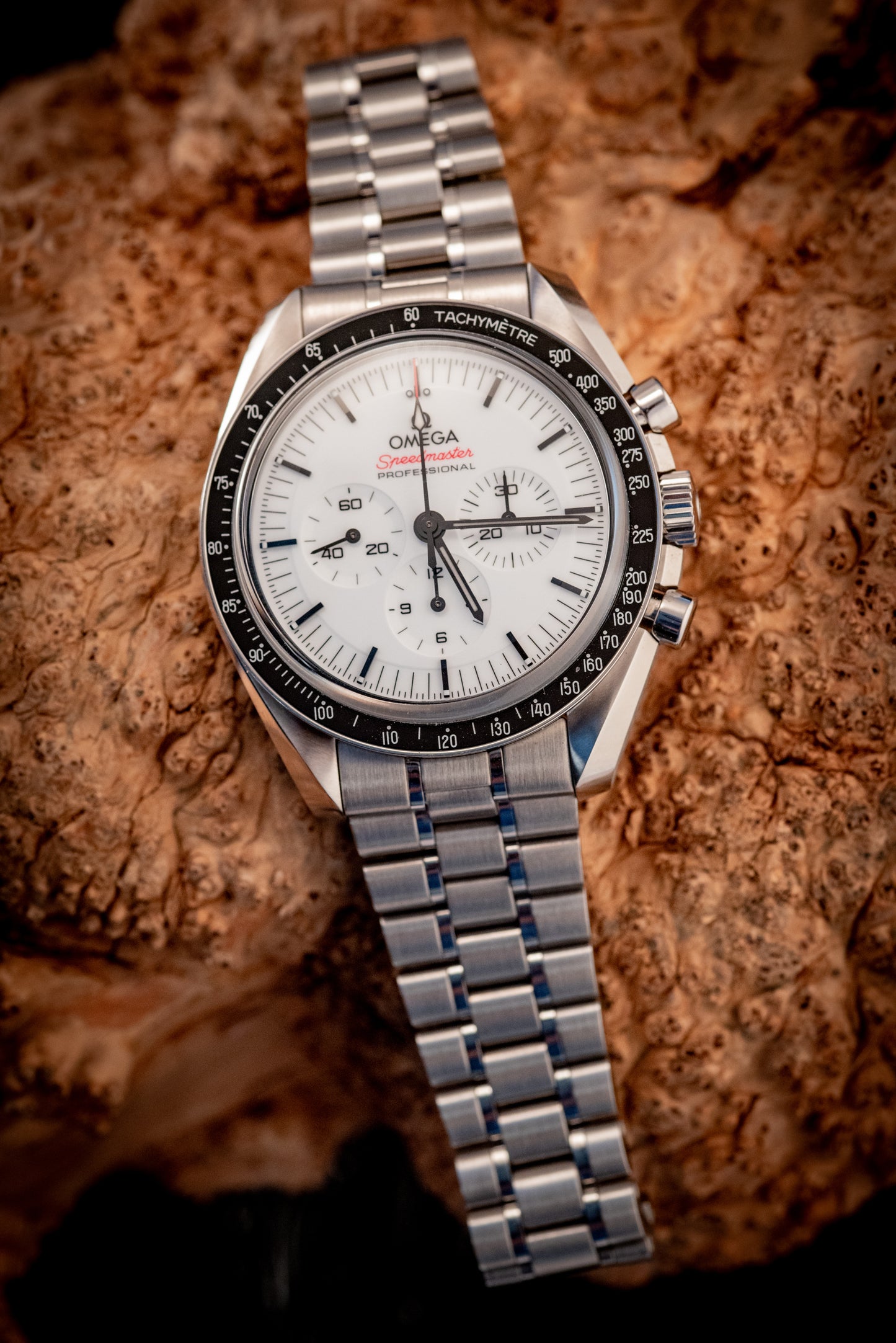 Omega Speedmaster Professional Moonwatch 2025 Box And Papers Ref 310.30.42.50.04.001